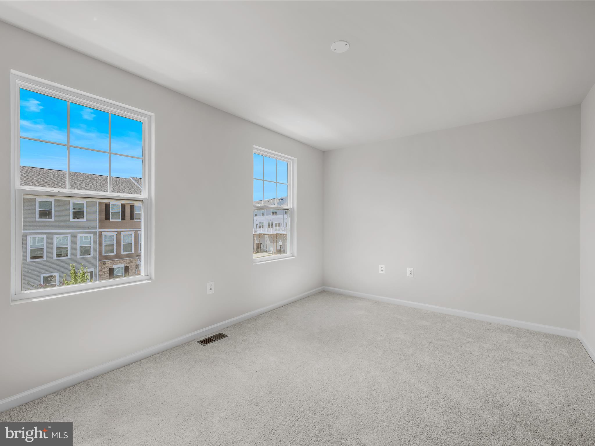 PRESIDENTS POINTE - Residential Lease