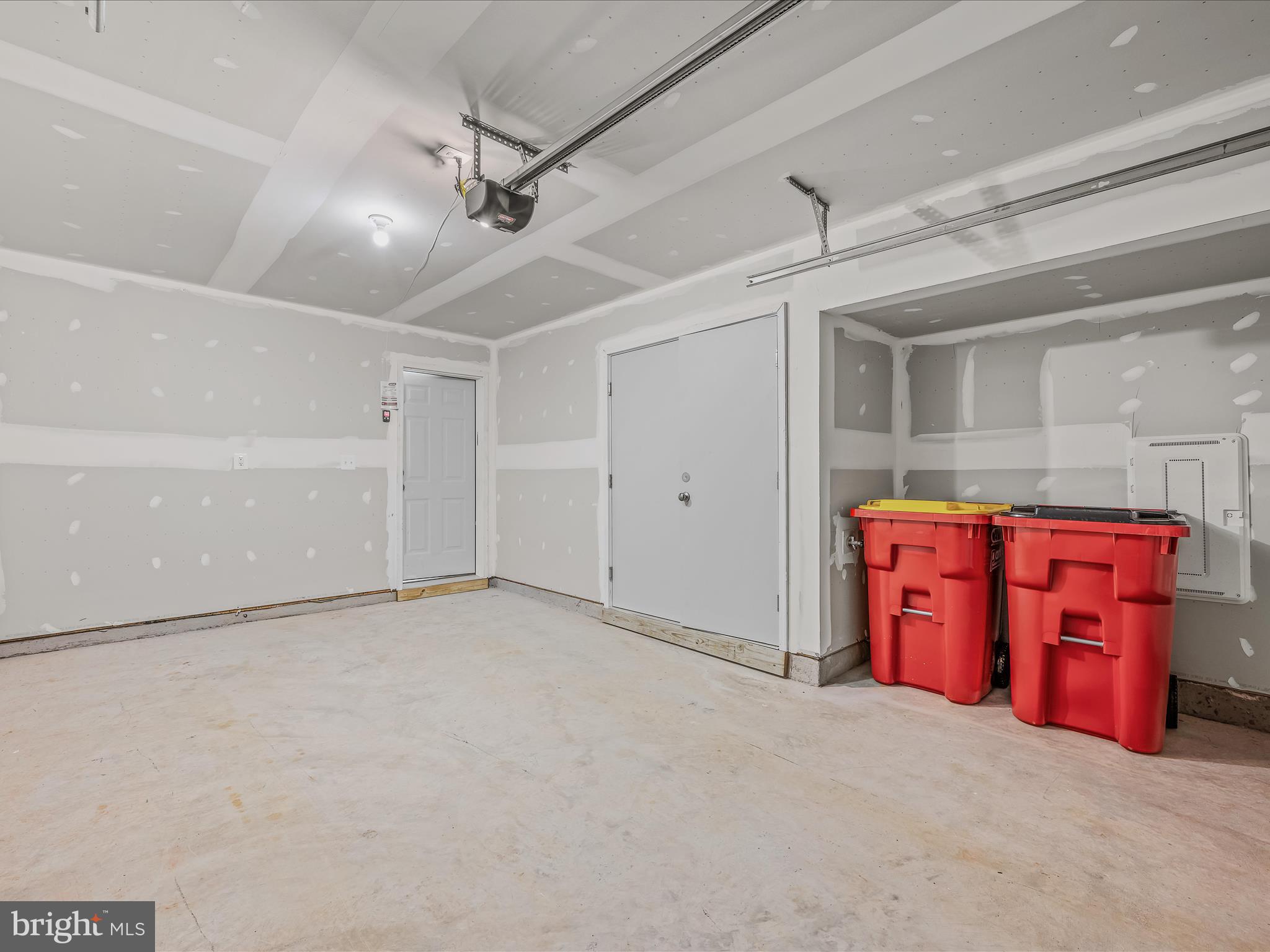 PRESIDENTS POINTE - Residential Lease