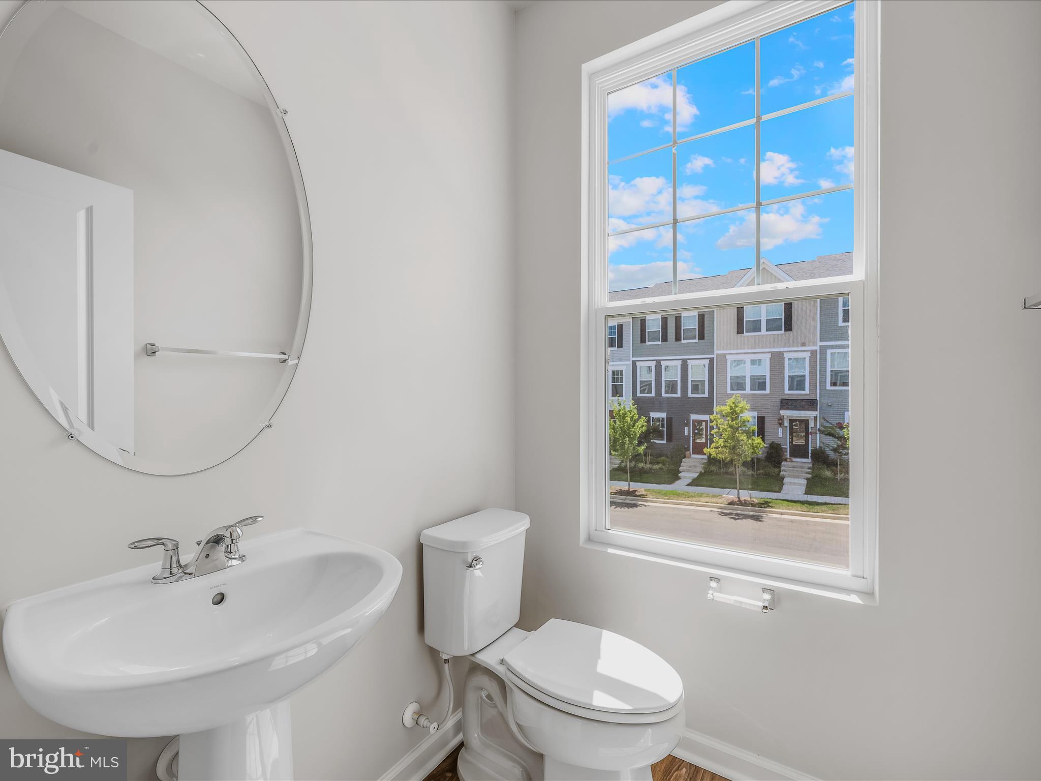 PRESIDENTS POINTE - Residential Lease