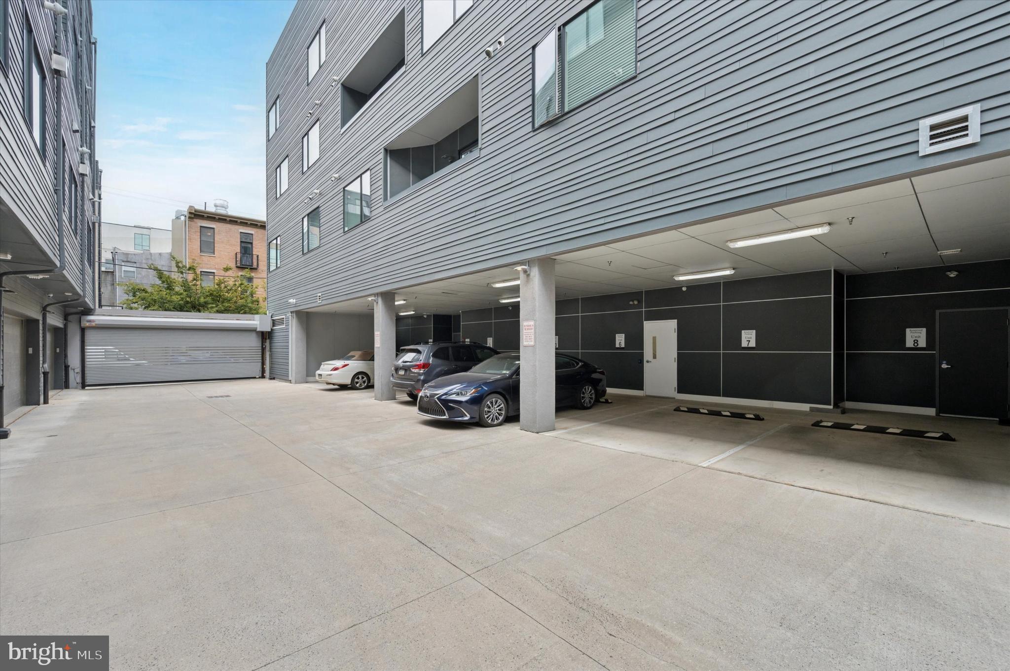 WASHINGTON SQ WEST - Residential