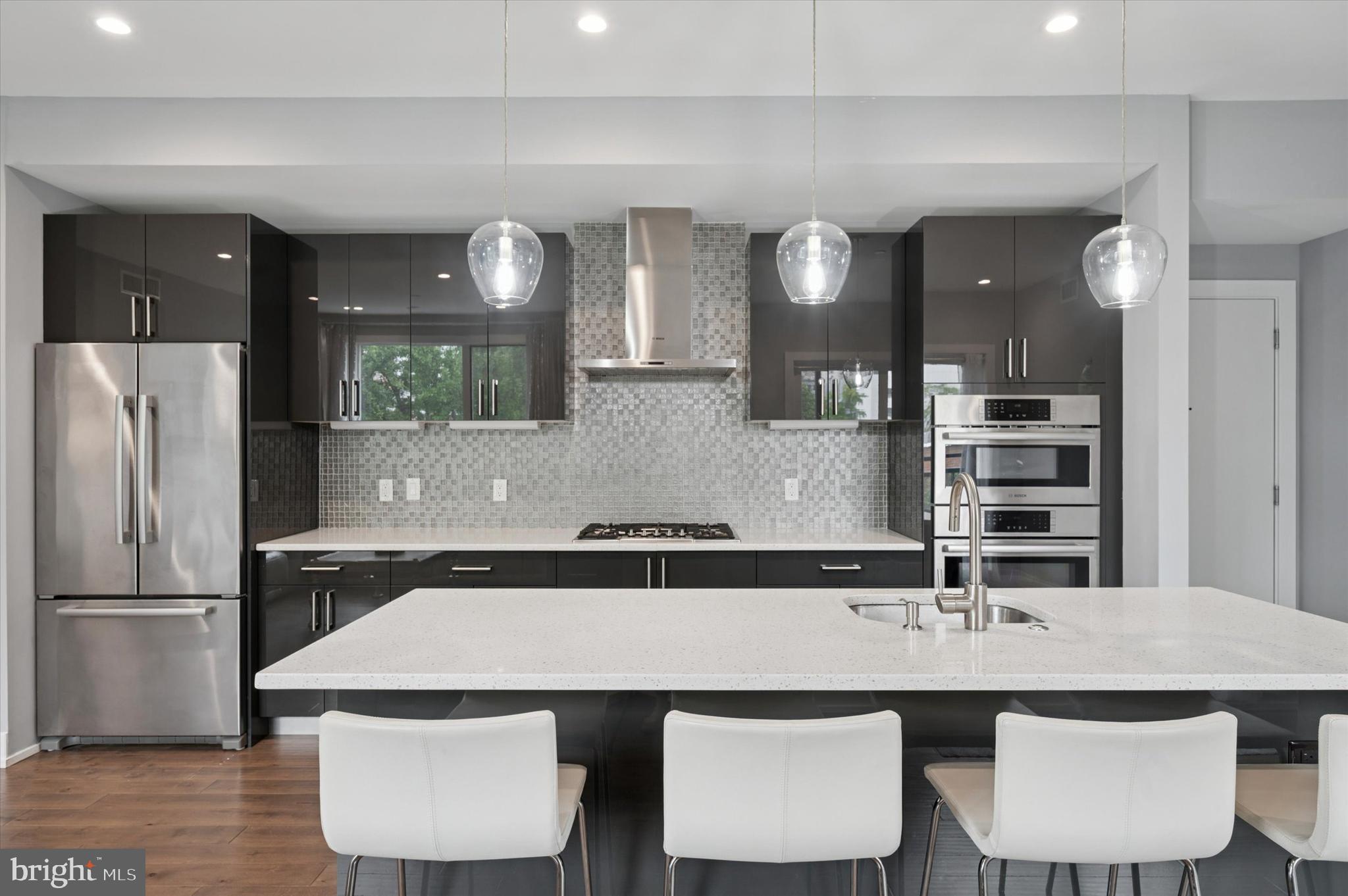 WASHINGTON SQ WEST - Residential