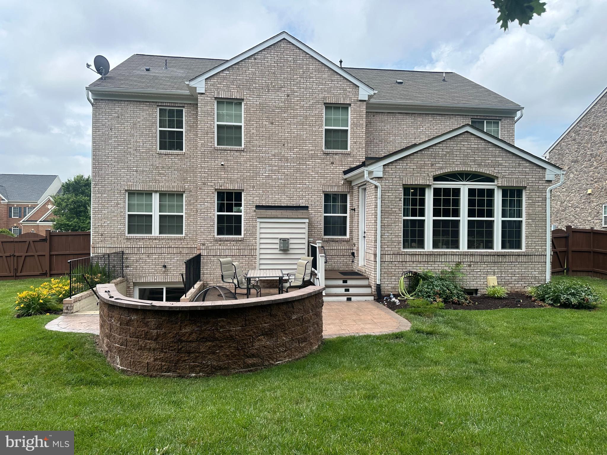 8057 TYSONS OAKS COURT
