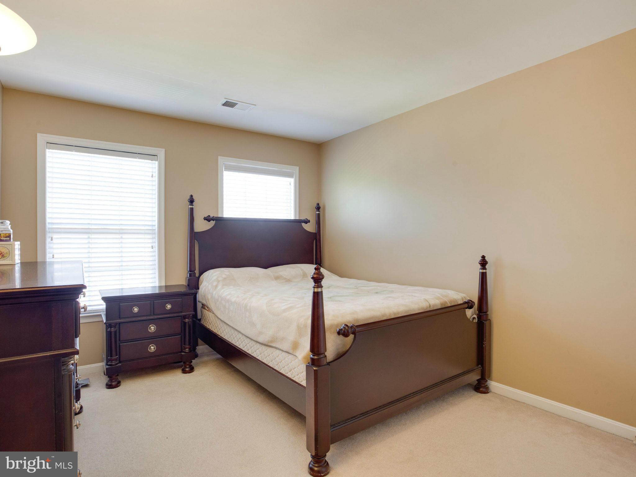 POTOMAC STATION - Residential