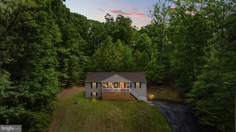 Photo of 33 William And Mary Lane, STAFFORD, VA 22554 (MLS # VAST2048768)