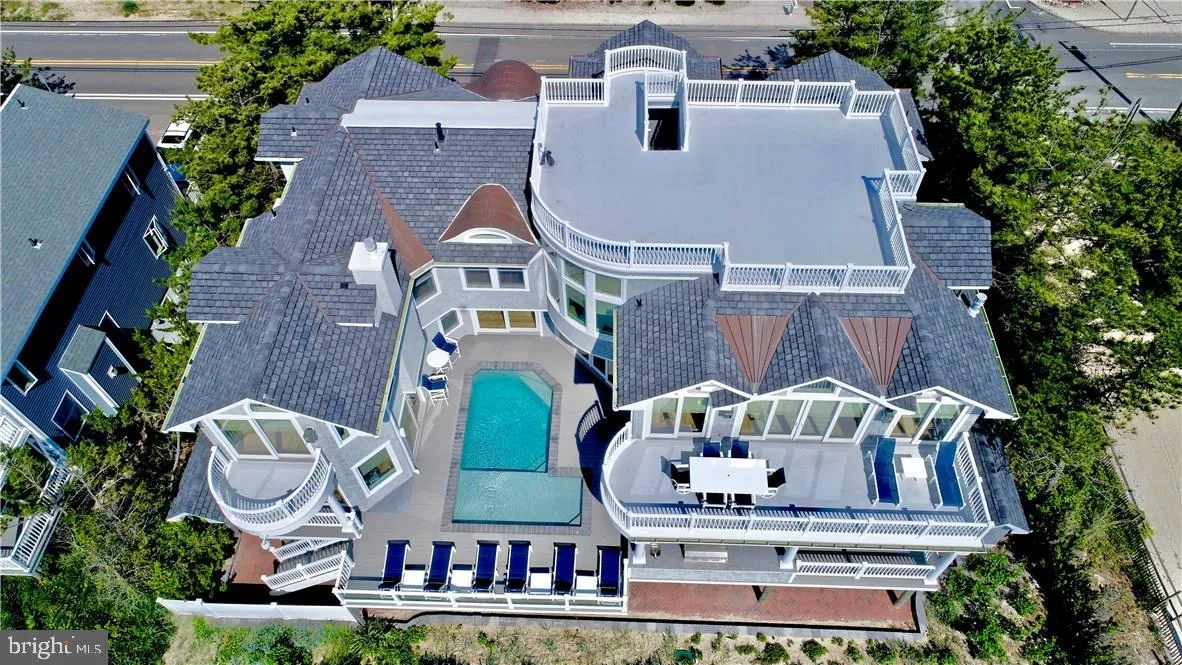 Long Beach Township, New Jersey 08008, United States, 7 Bedrooms Bedrooms, ,11 BathroomsBathrooms,Residential,Active,131111