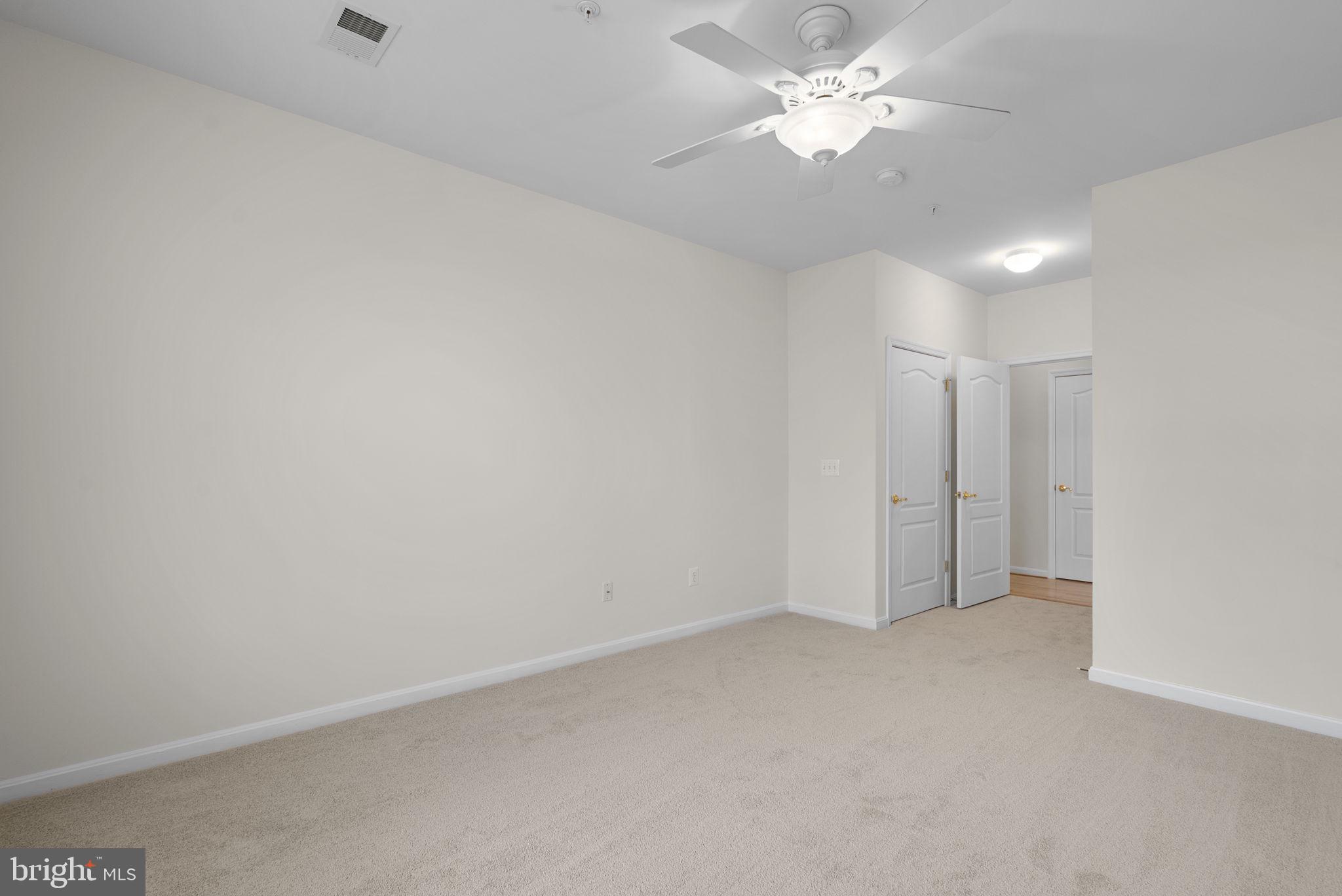 GATHERINGS AT LYNDWOOD - Residential