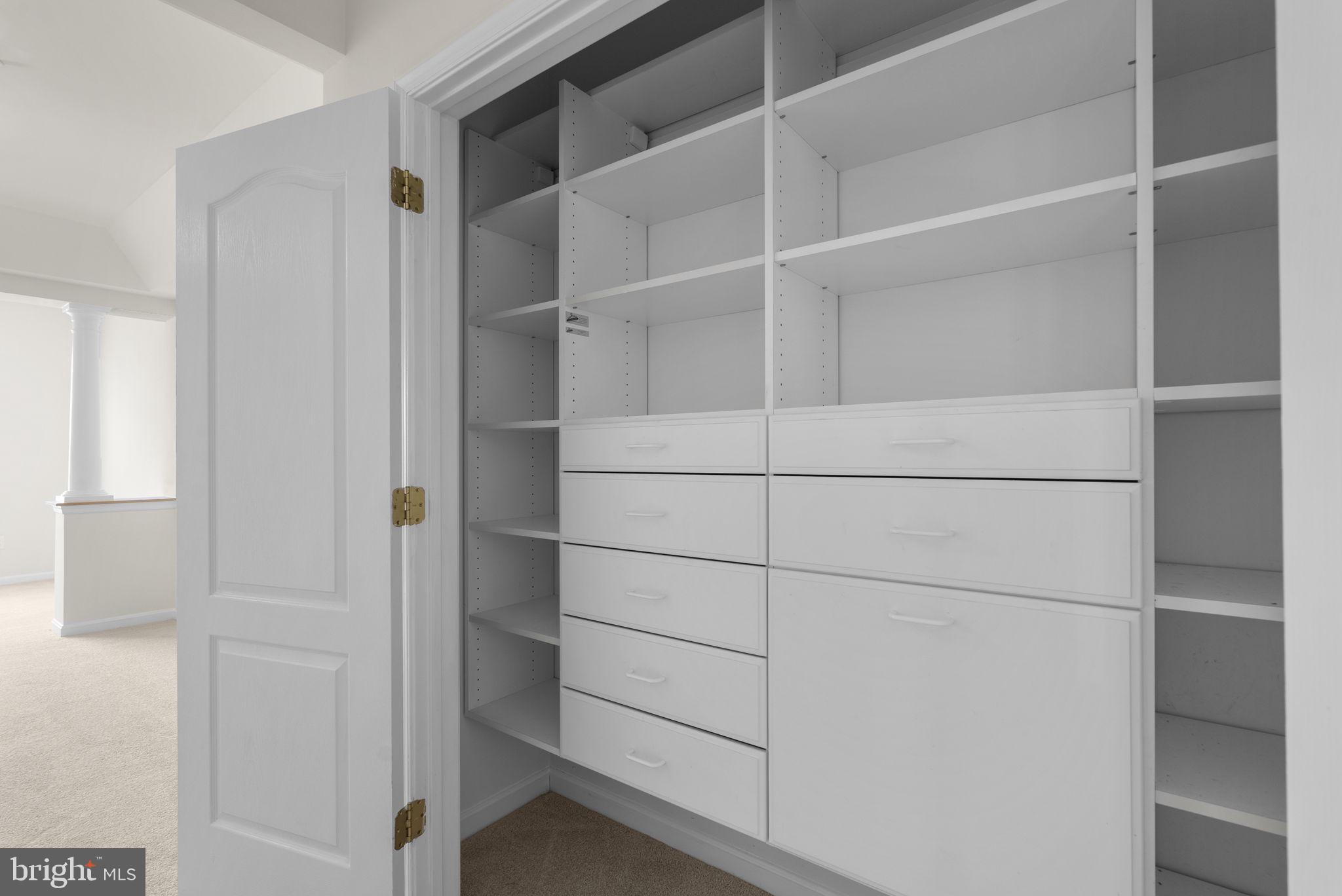 GATHERINGS AT LYNDWOOD - Residential