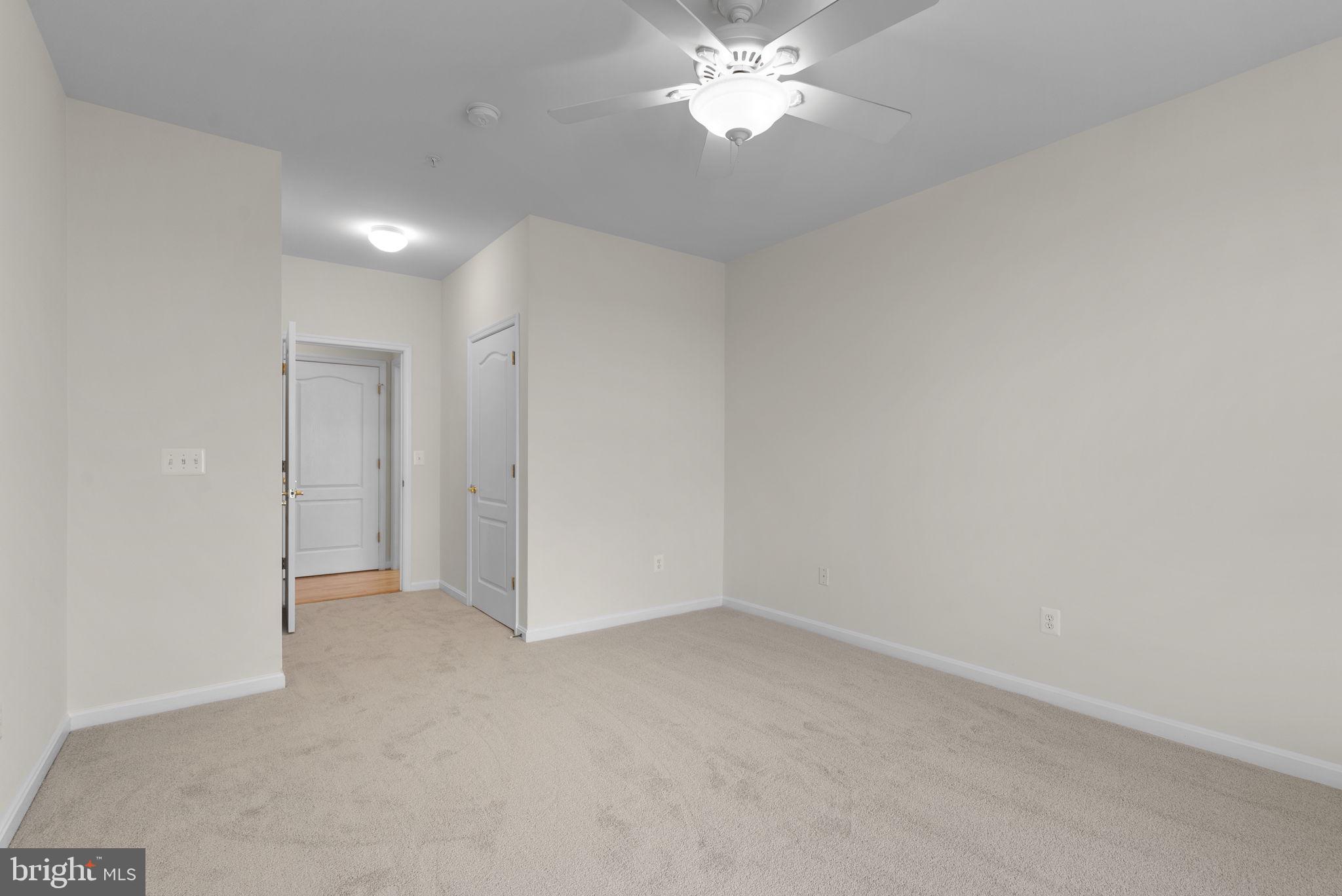 GATHERINGS AT LYNDWOOD - Residential