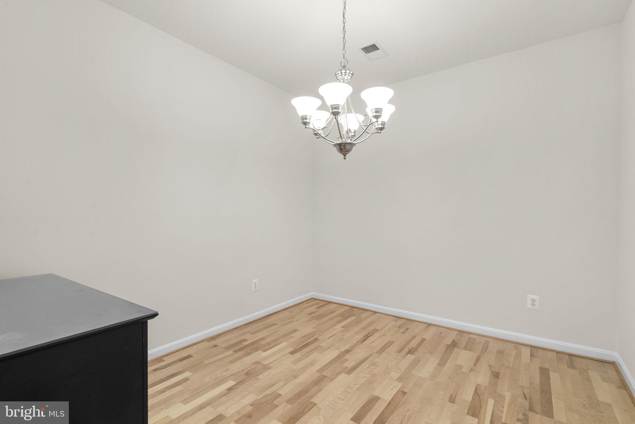 GATHERINGS AT LYNDWOOD - Residential