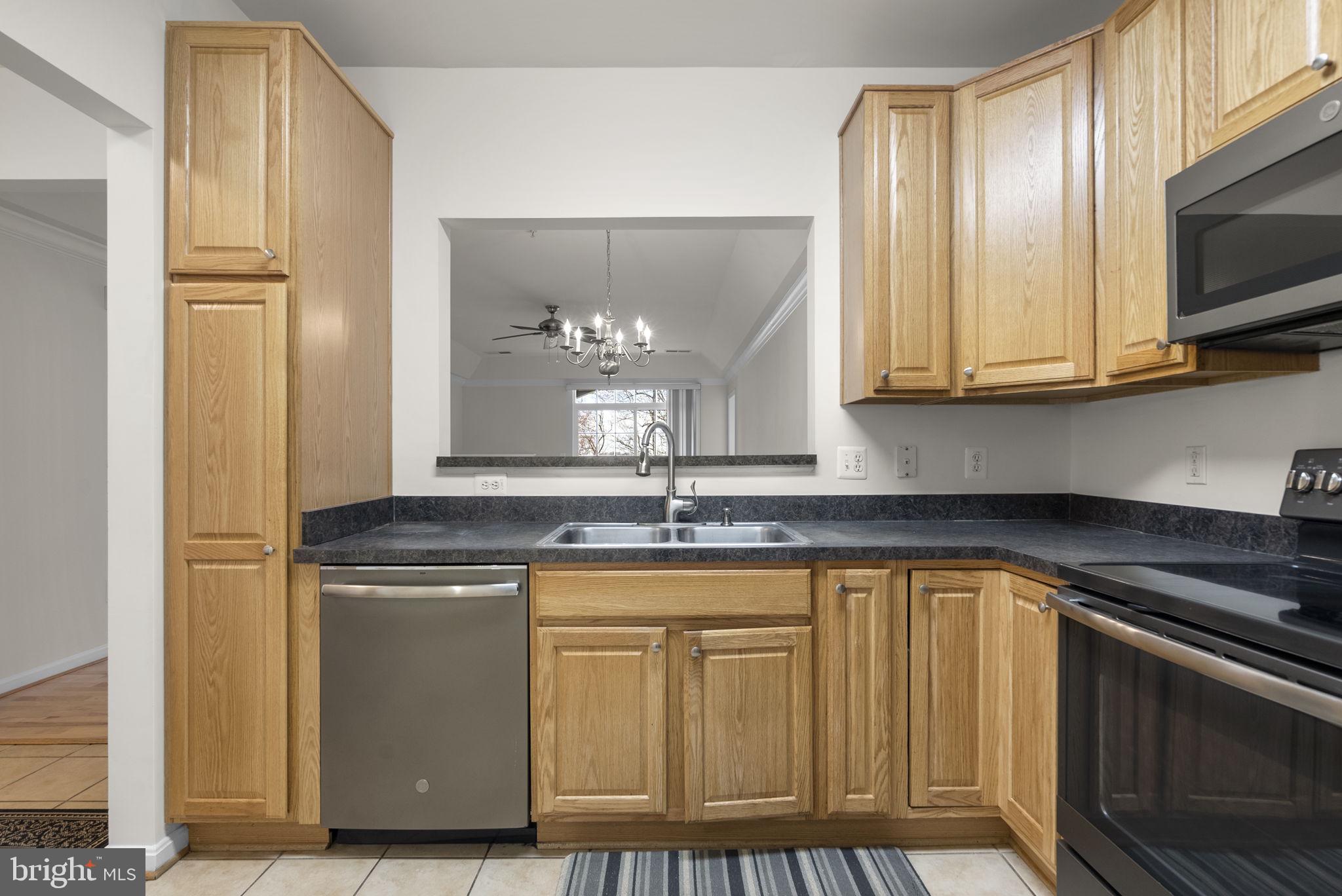 GATHERINGS AT LYNDWOOD - Residential