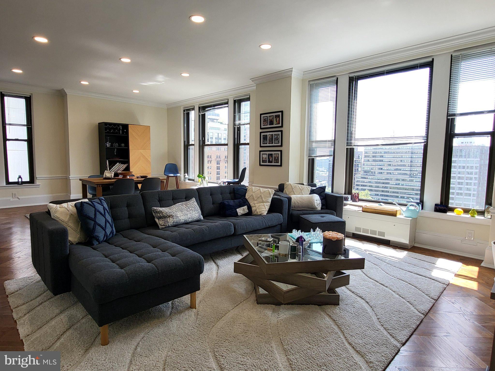 135 S 19TH STREET 1509-10