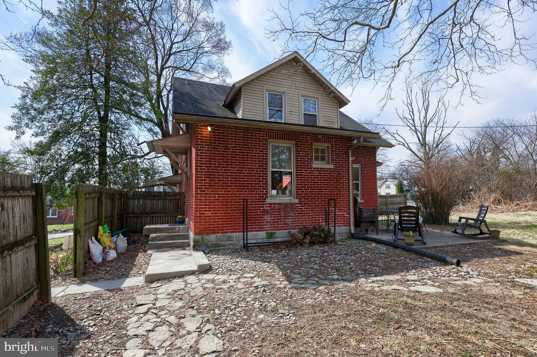 Lancaster, Pennsylvania 17601, United States, 3 Bedrooms Bedrooms, ,2 BathroomsBathrooms,Residential,Pending,91684