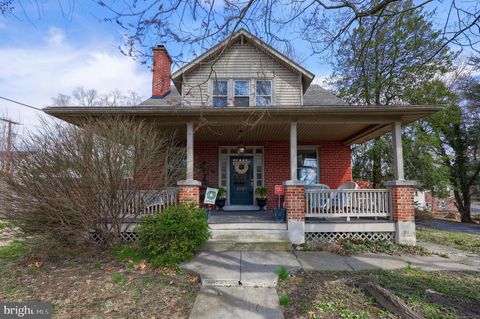 Photo of 2809 Marietta Avenue, LANCASTER, PA 17601 (MLS # PALA2065806)