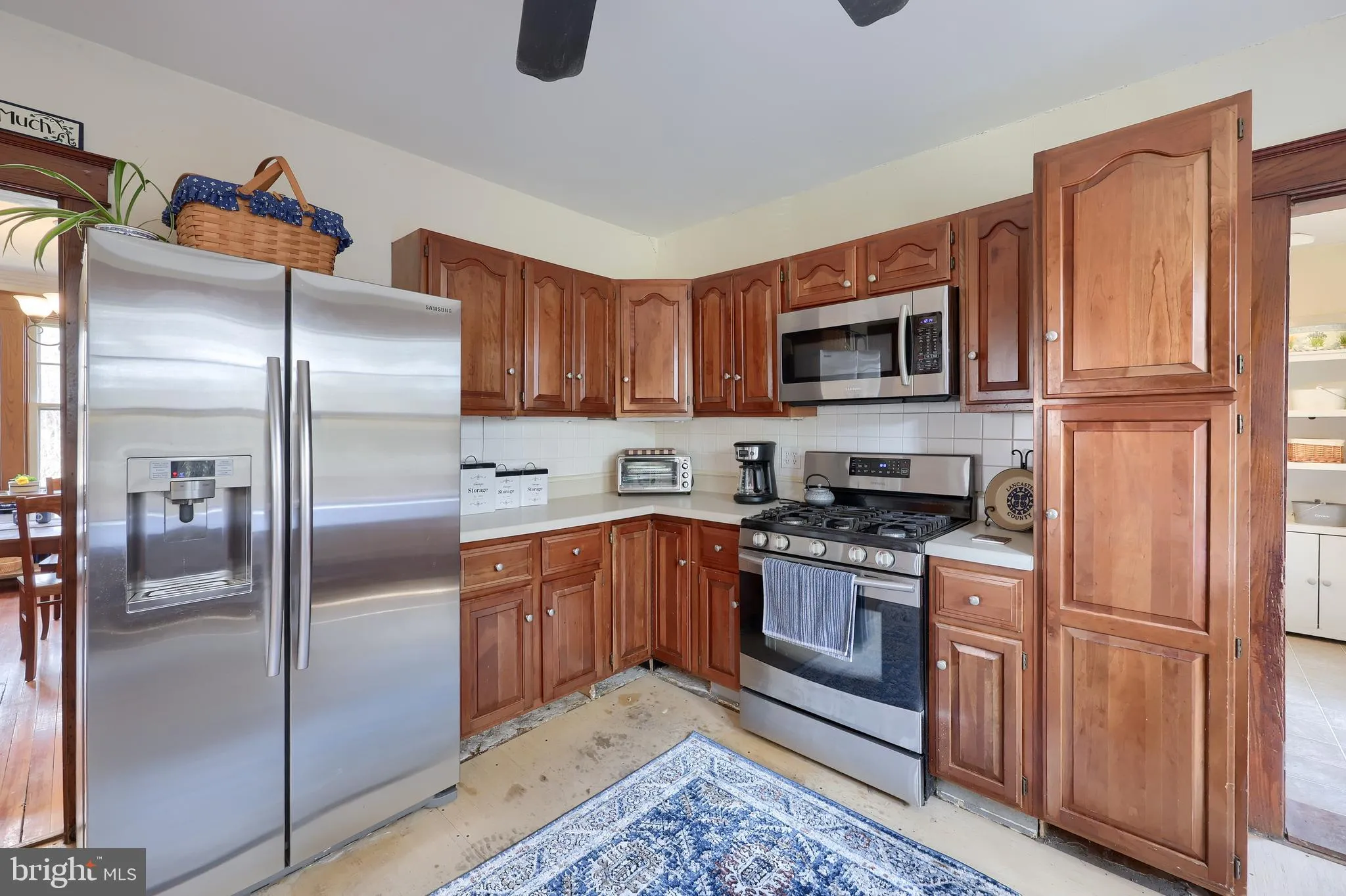 Lancaster, Pennsylvania 17601, United States, 3 Bedrooms Bedrooms, ,2 BathroomsBathrooms,Residential,Pending,91684