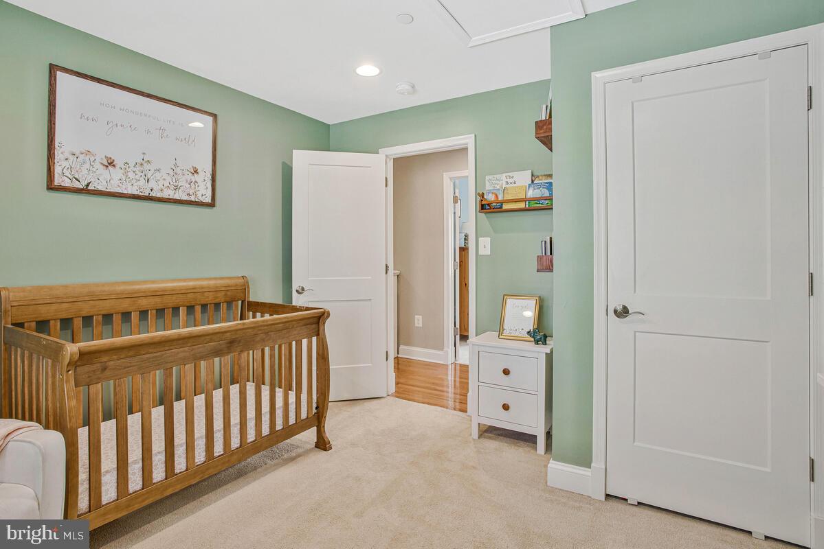 CEDARHURST ON THE BAY - Residential