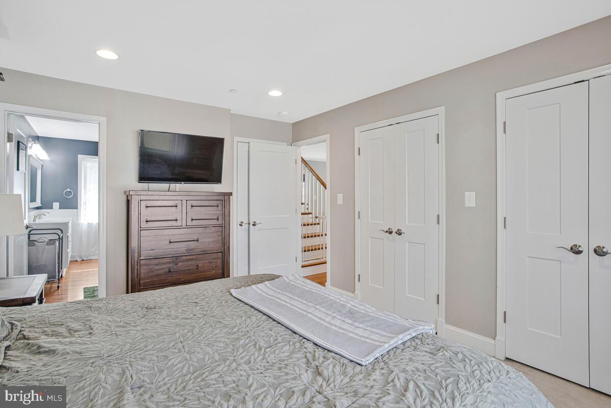 CEDARHURST ON THE BAY - Residential