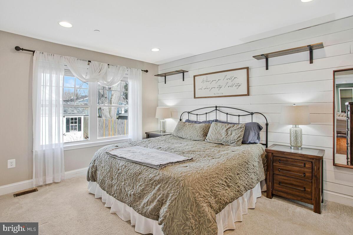 CEDARHURST ON THE BAY - Residential