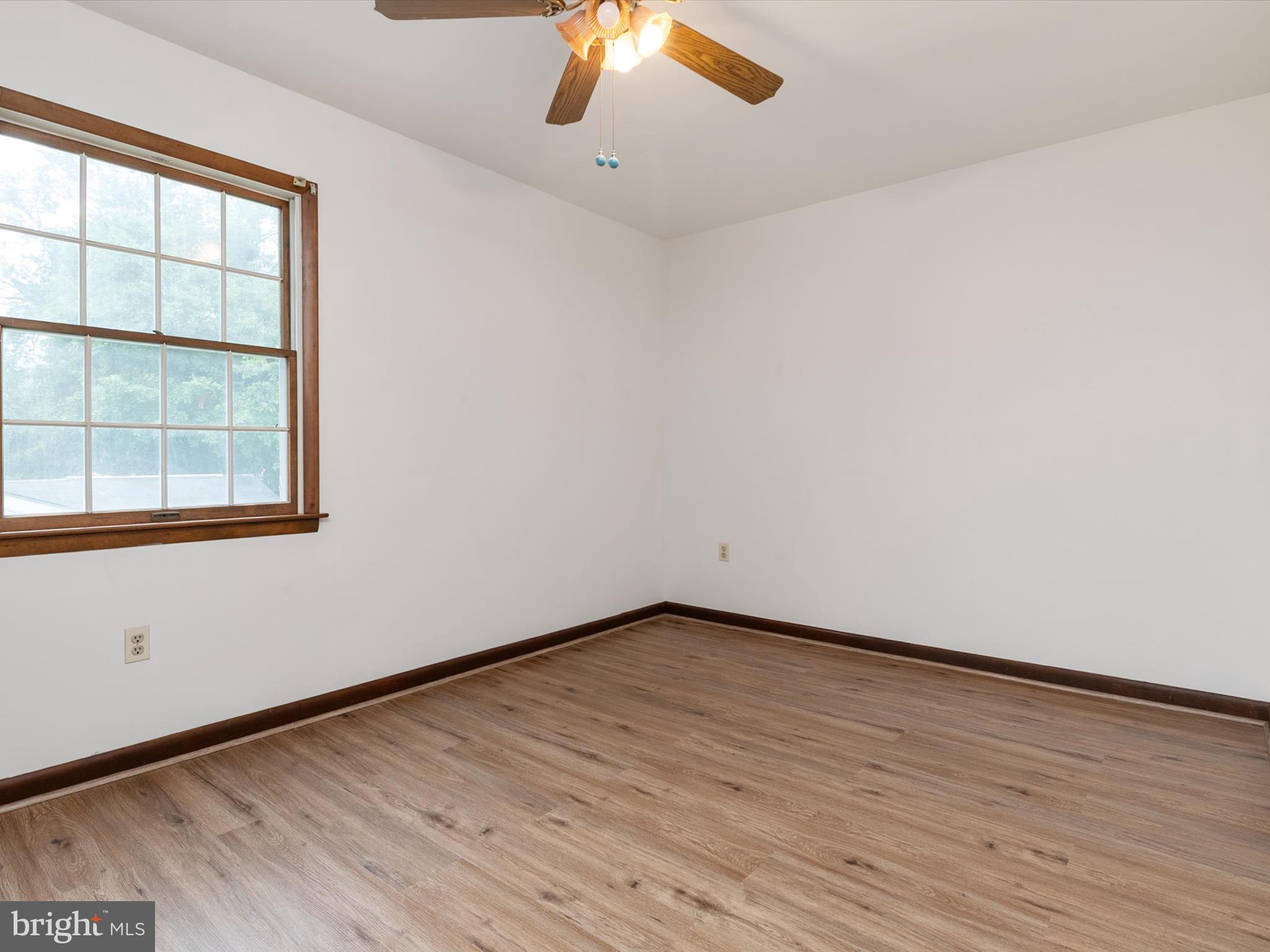 MUNROE GARDENS - Residential