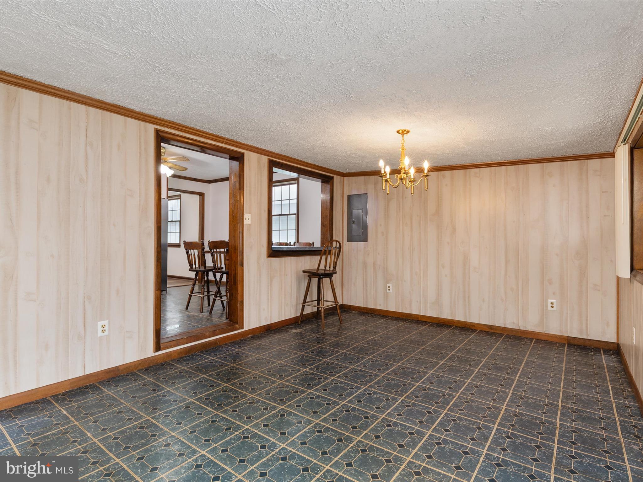 MUNROE GARDENS - Residential