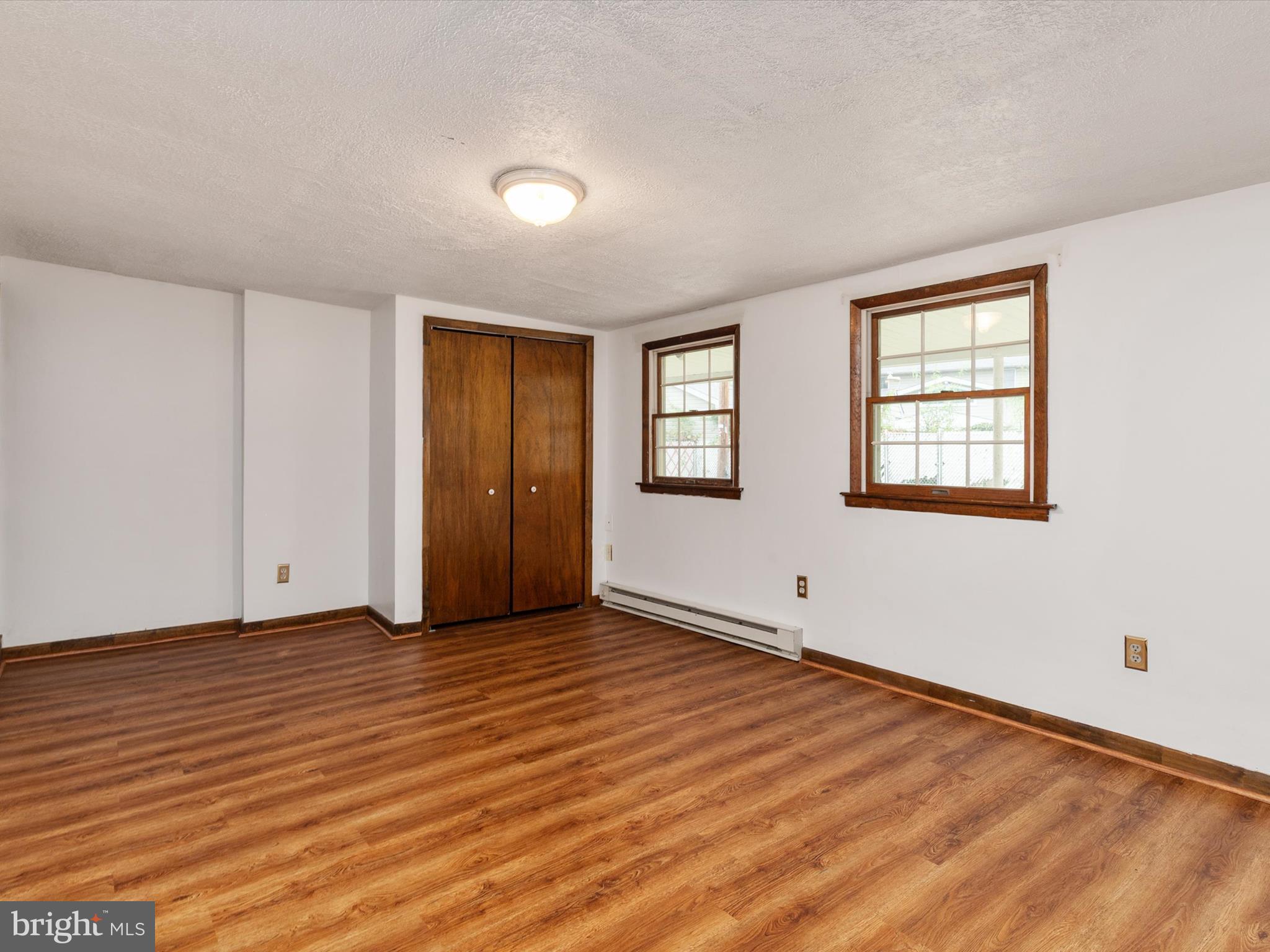 MUNROE GARDENS - Residential