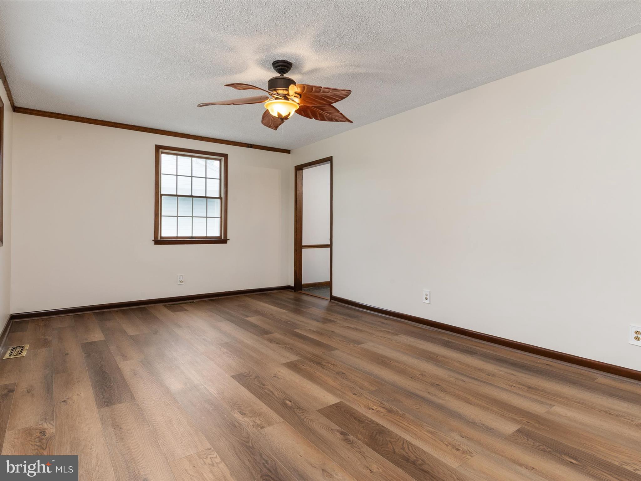 MUNROE GARDENS - Residential