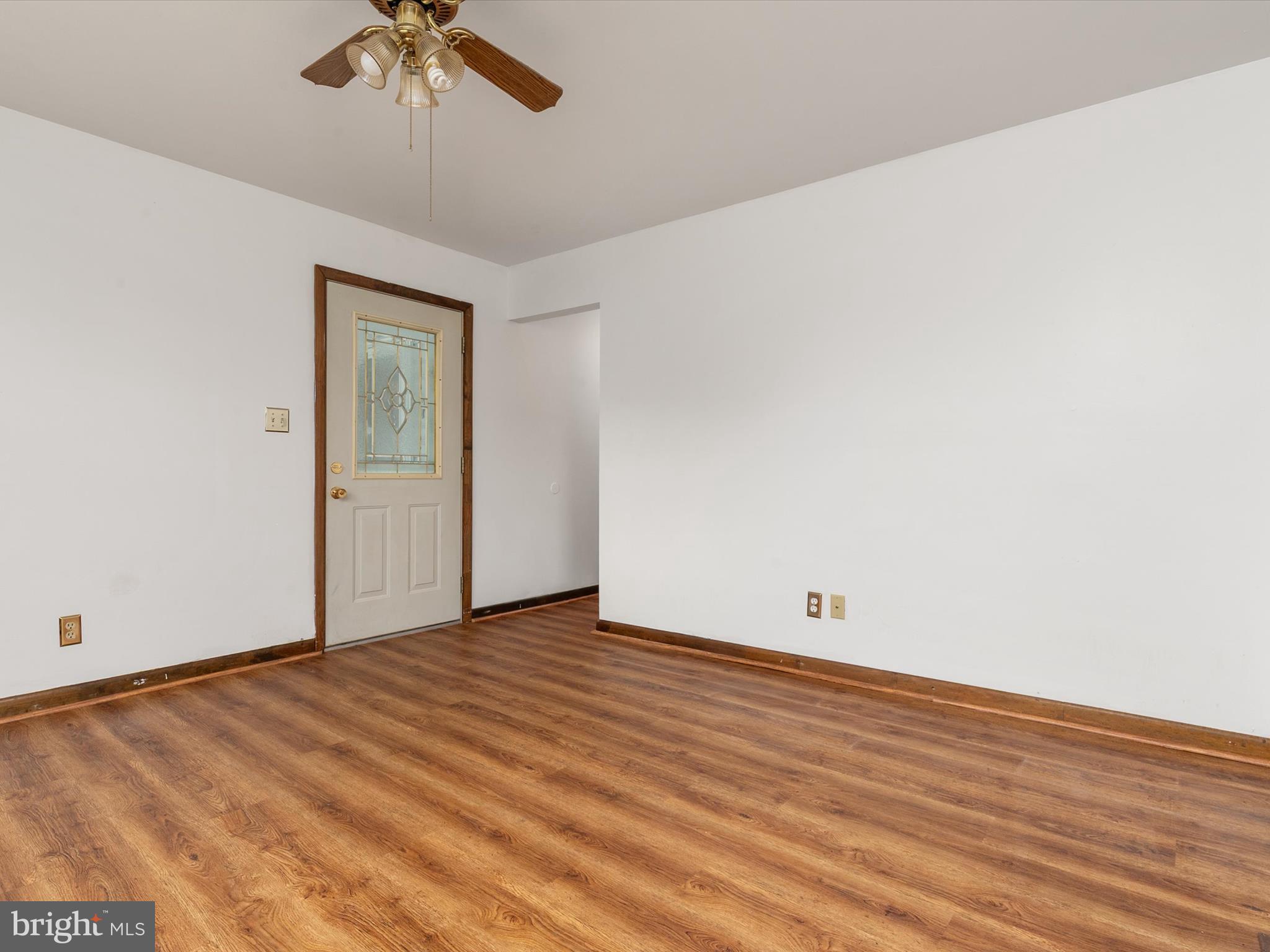 MUNROE GARDENS - Residential