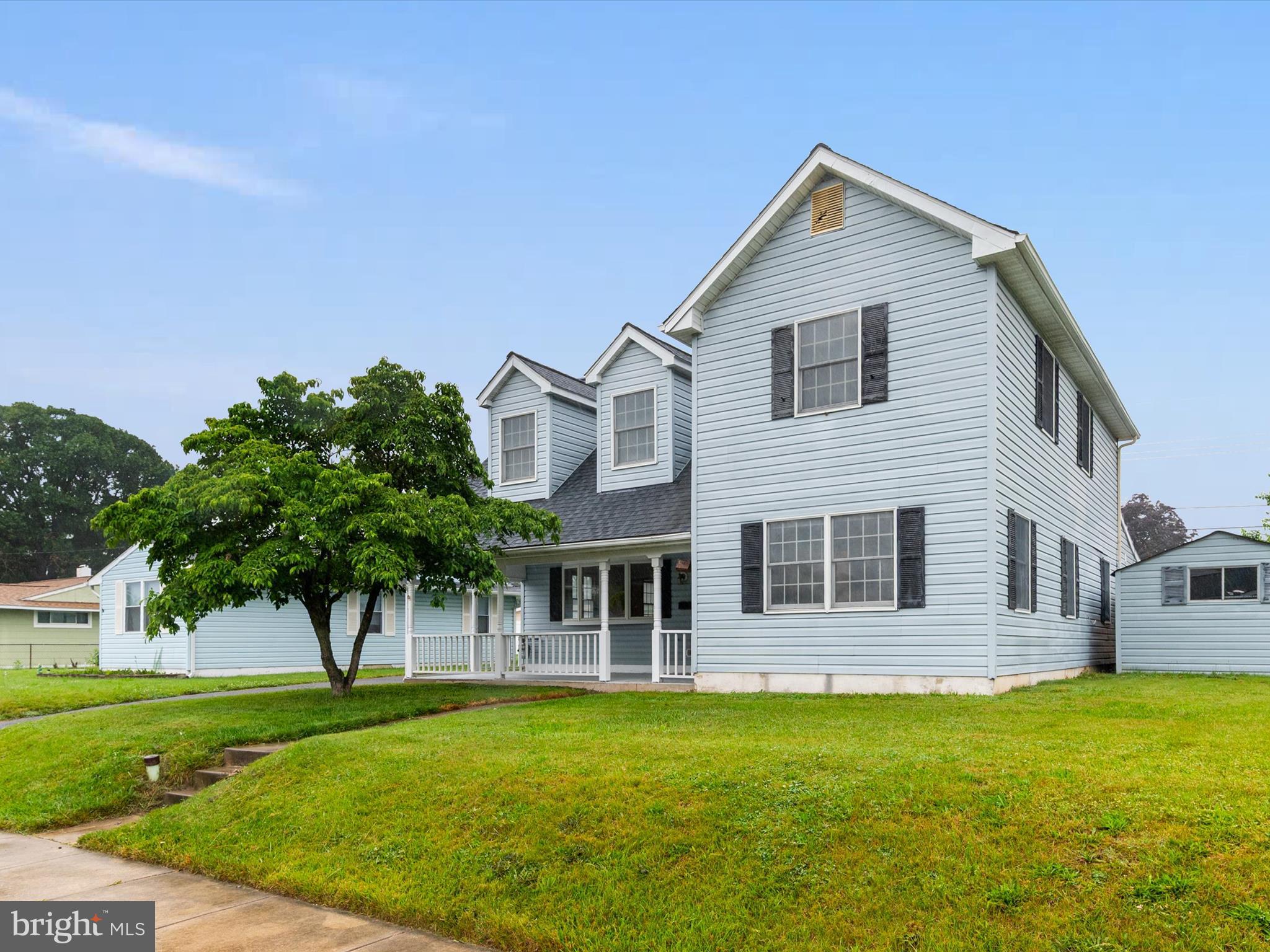 MUNROE GARDENS - Residential