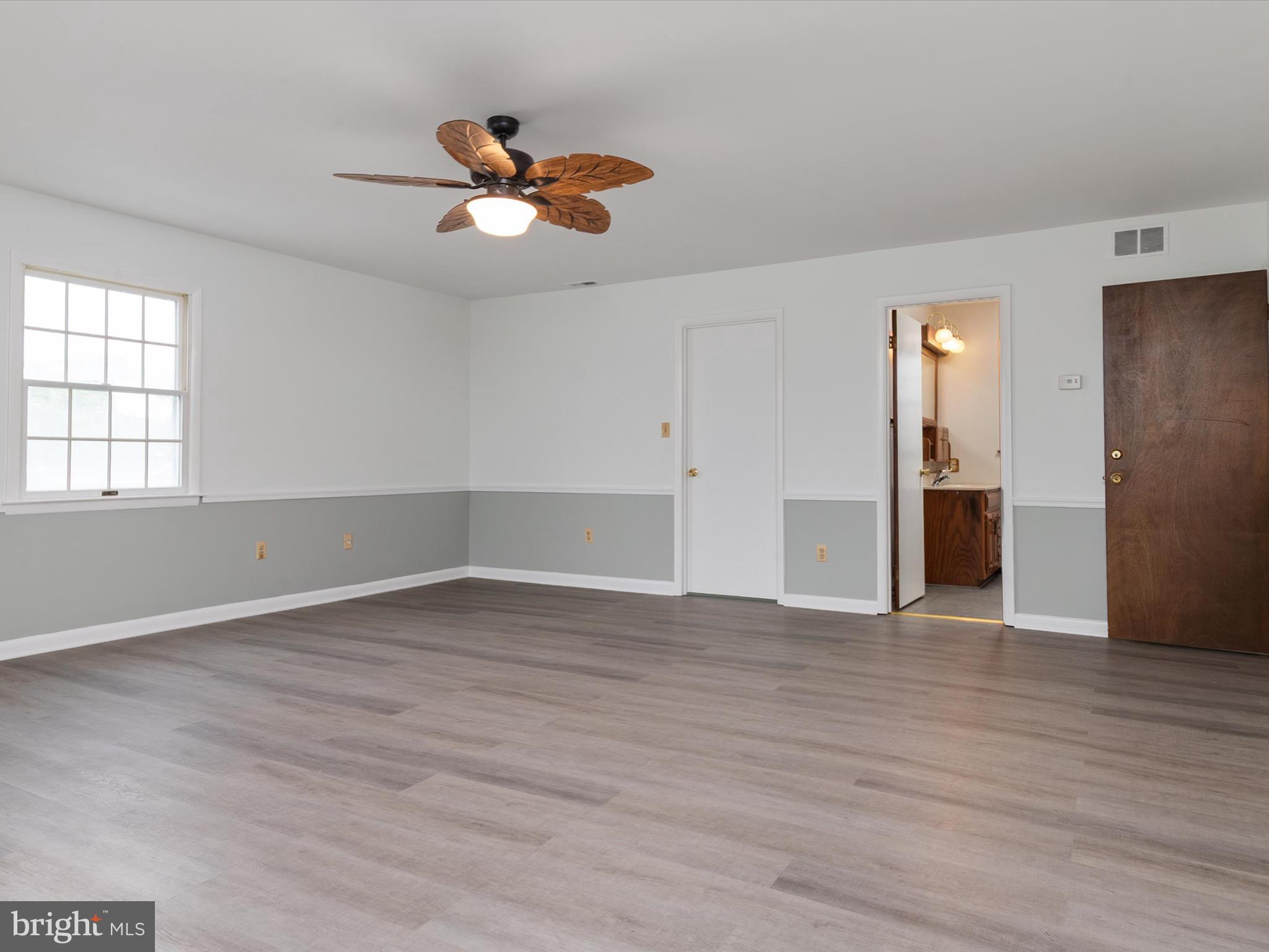 MUNROE GARDENS - Residential