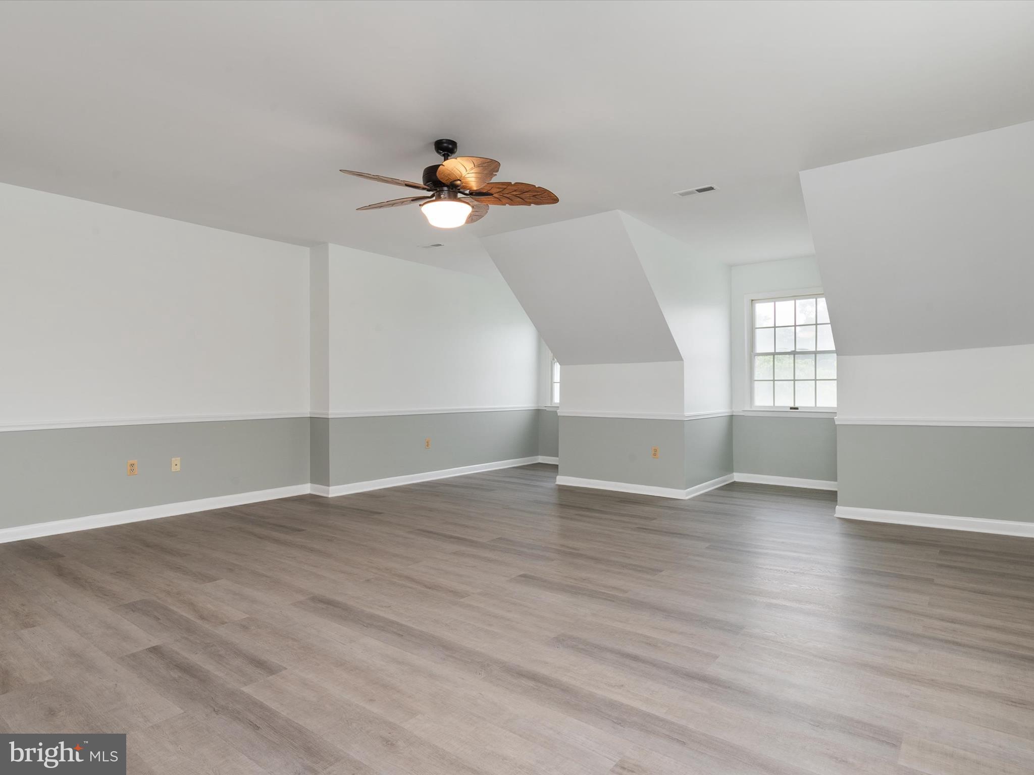 MUNROE GARDENS - Residential