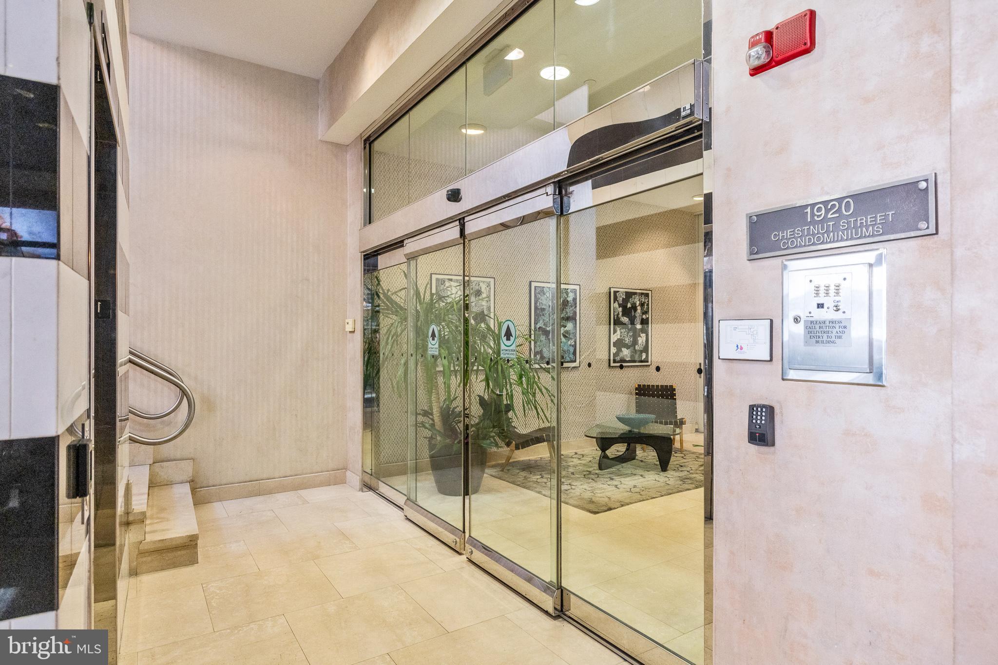 RITTENHOUSE SQUARE - Residential