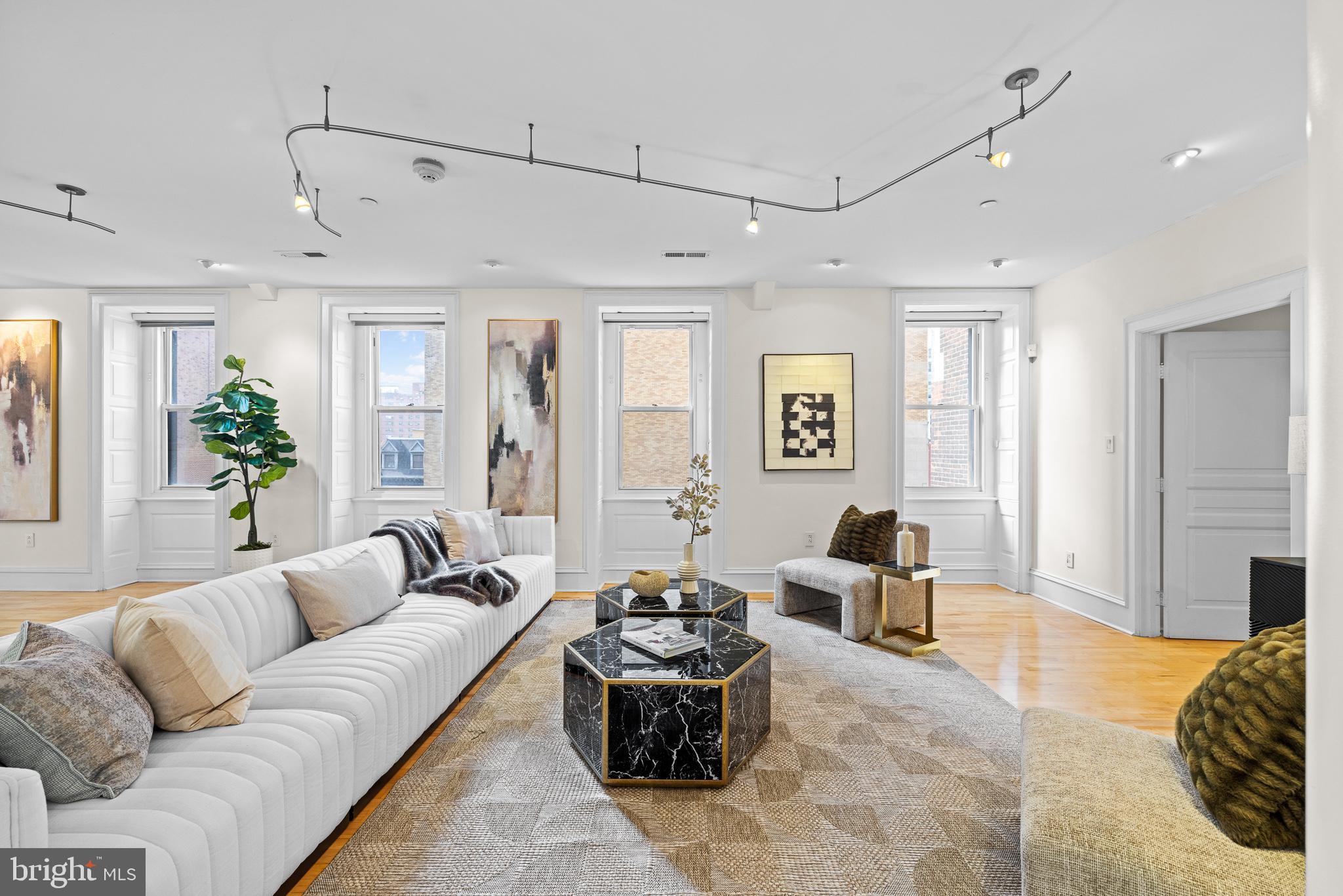 1920 CHESTNUT STREET 4TH FLOOR