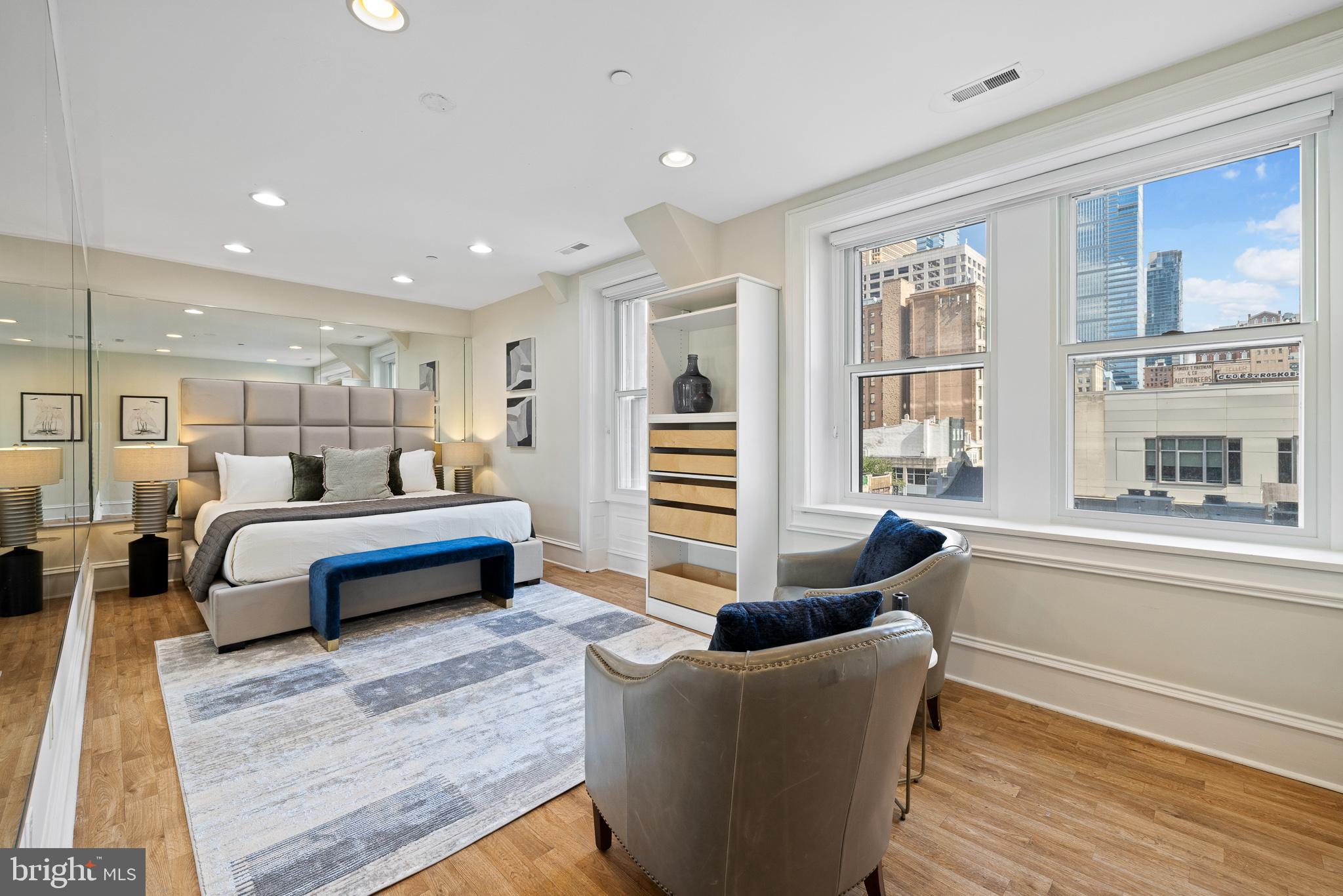 RITTENHOUSE SQUARE - Residential