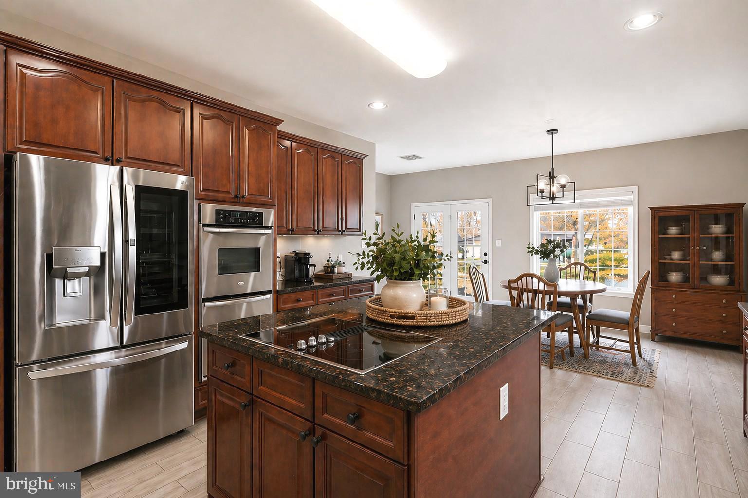 TANTALLON HILLS - Residential