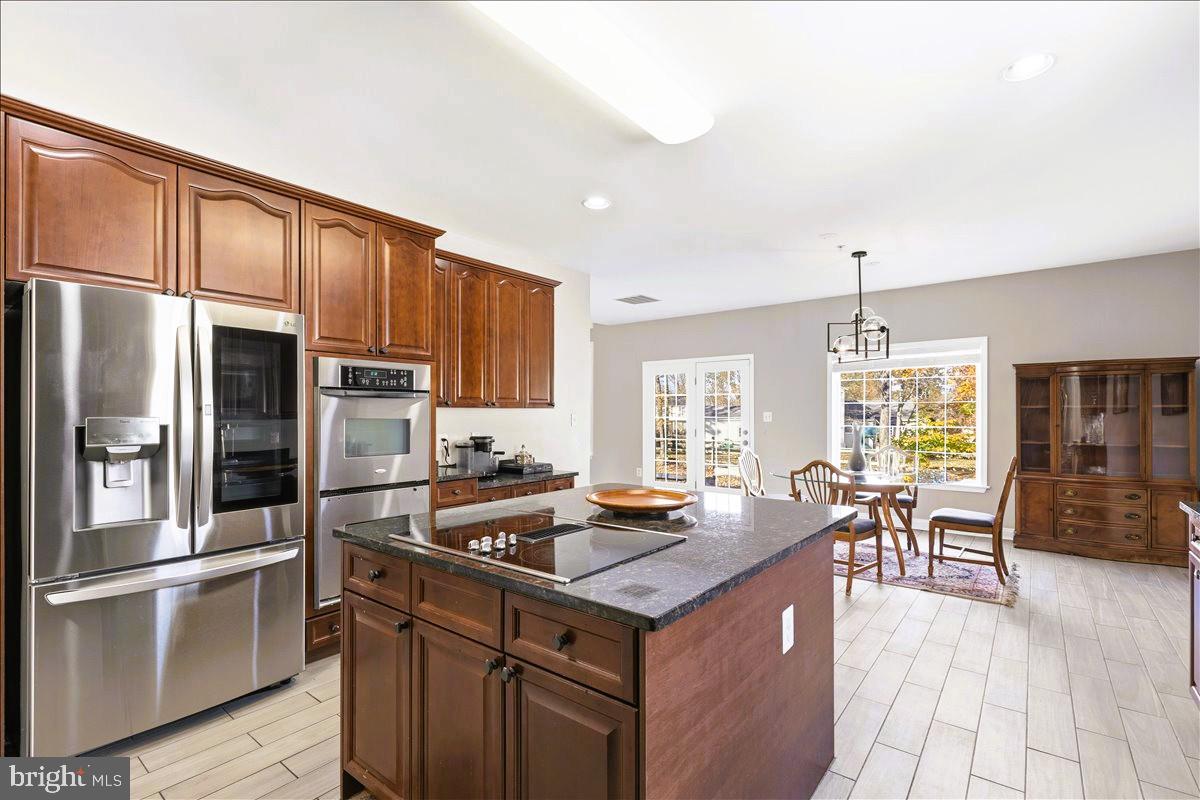 TANTALLON HILLS - Residential