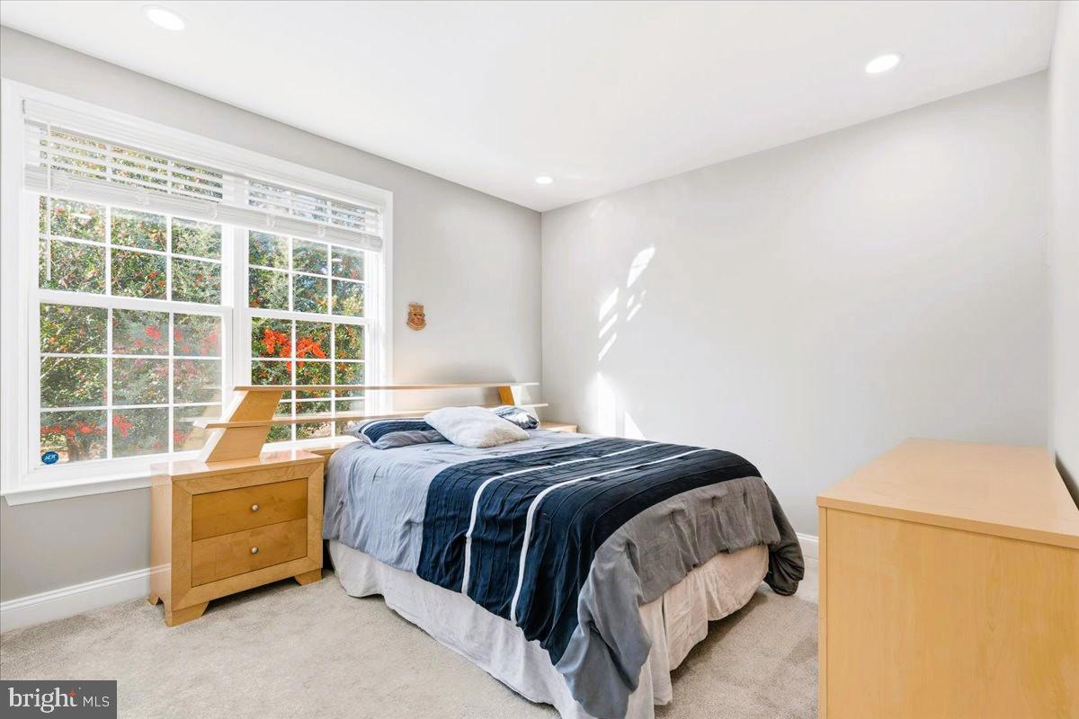 TANTALLON HILLS - Residential