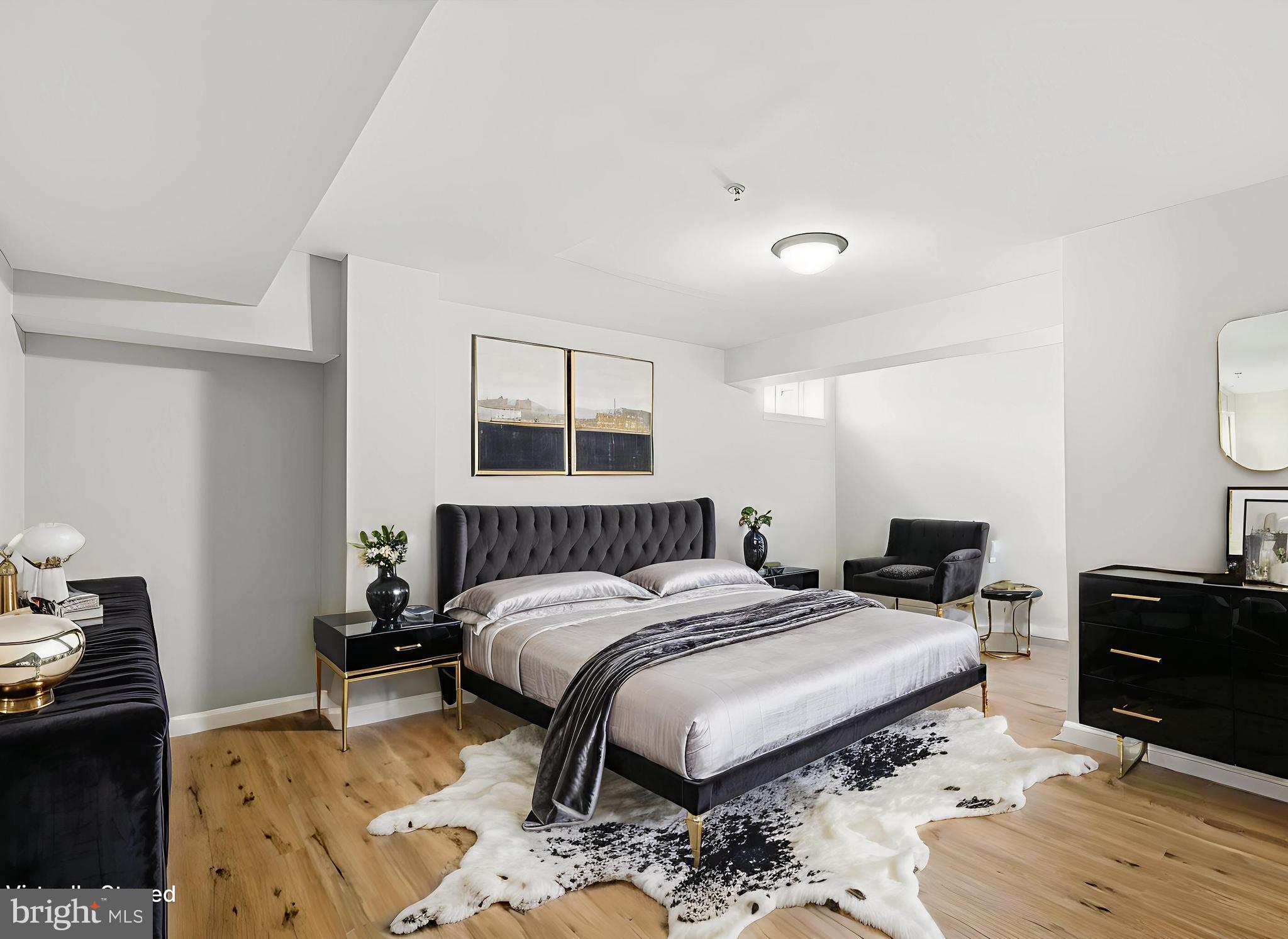 TANTALLON HILLS - Residential