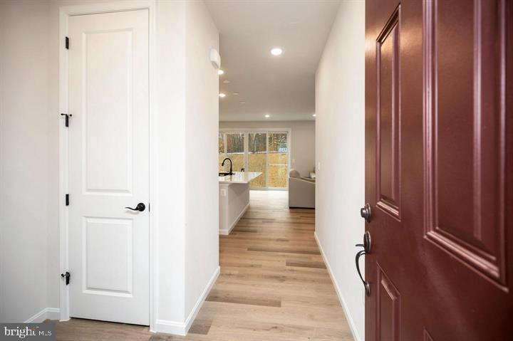 2892 WHITE TAIL DRIVE