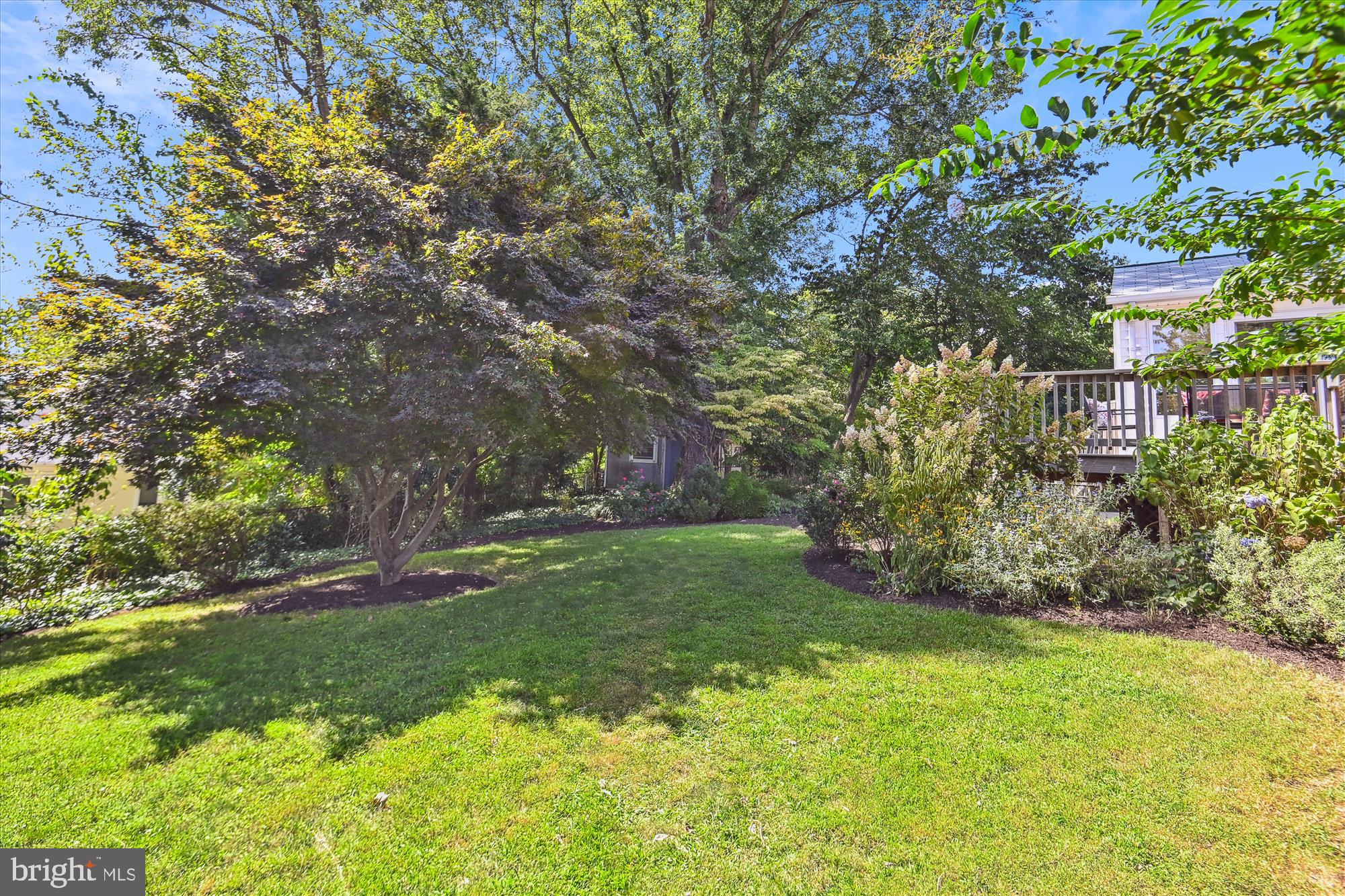 BROYHILL CREST - Residential