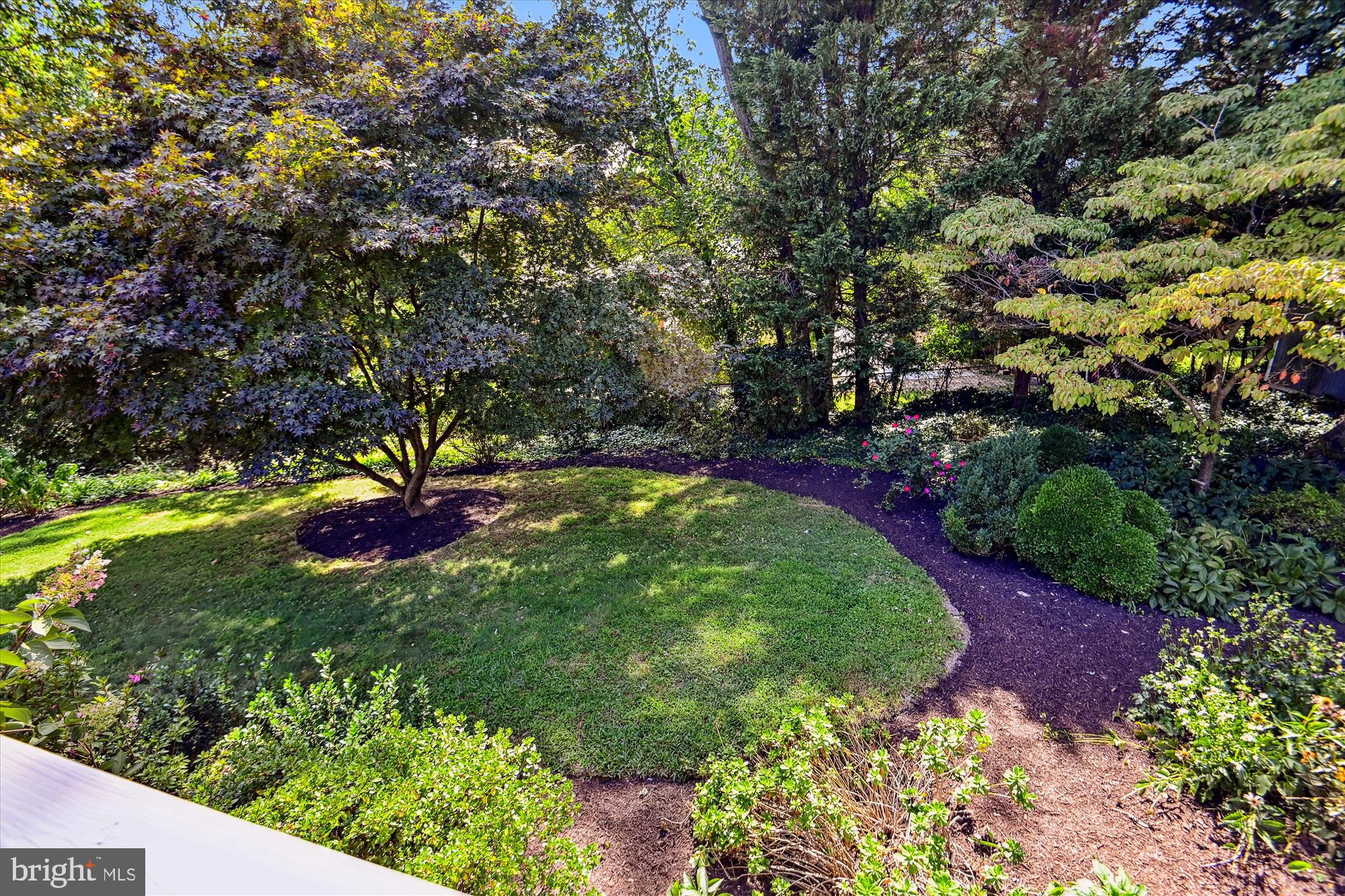 BROYHILL CREST - Residential