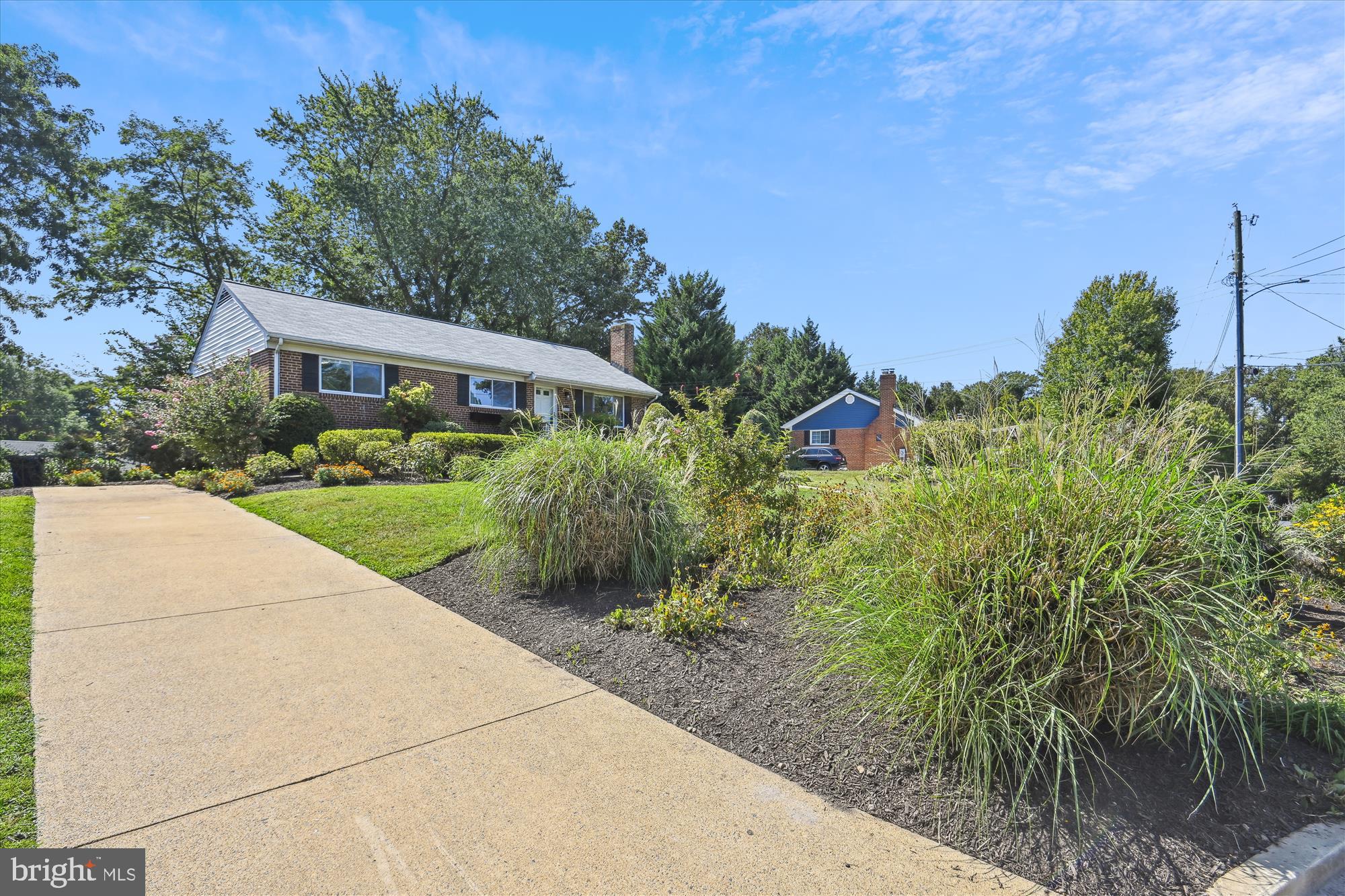 BROYHILL CREST - Residential