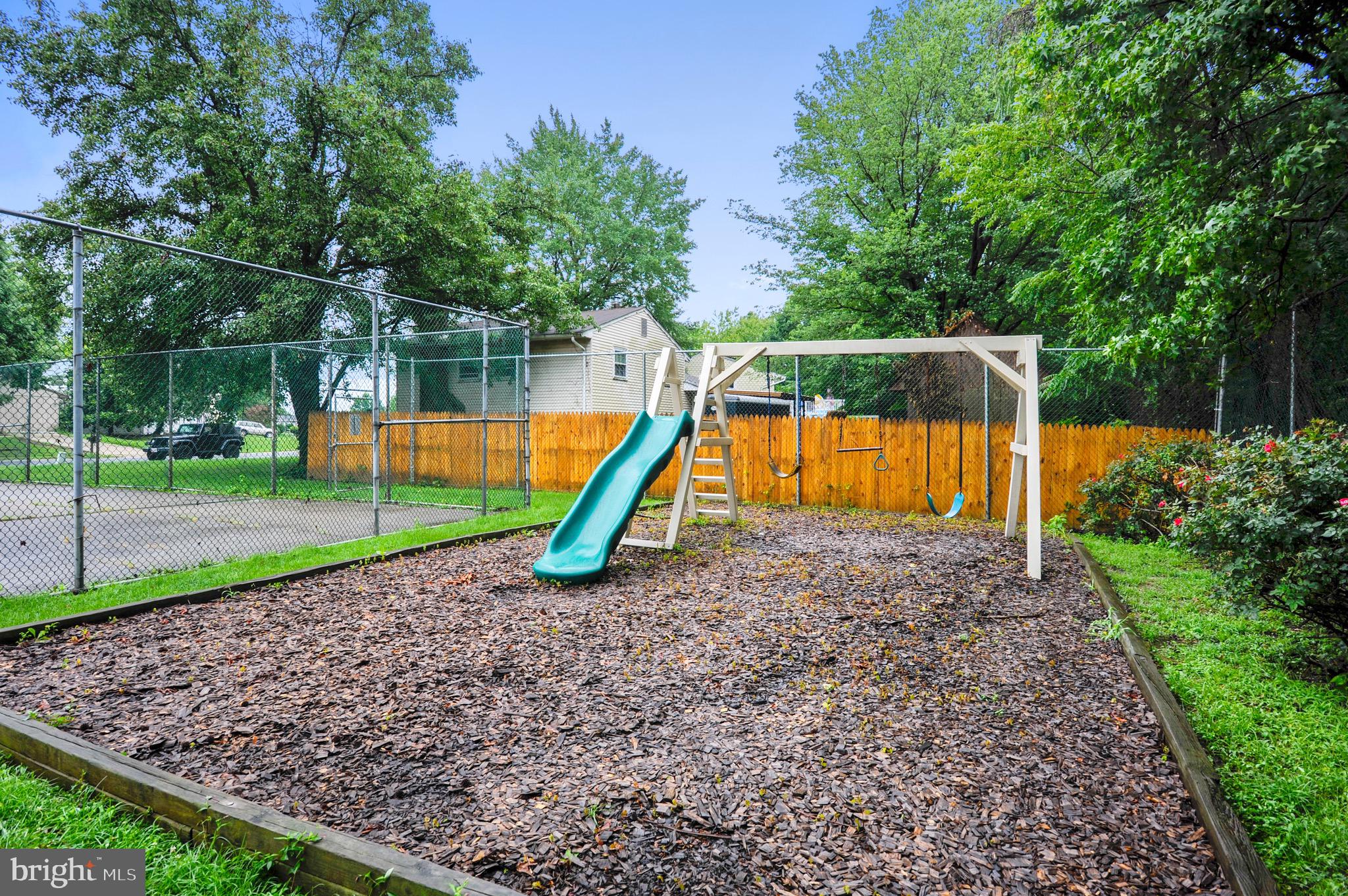 FOX RUN - Residential