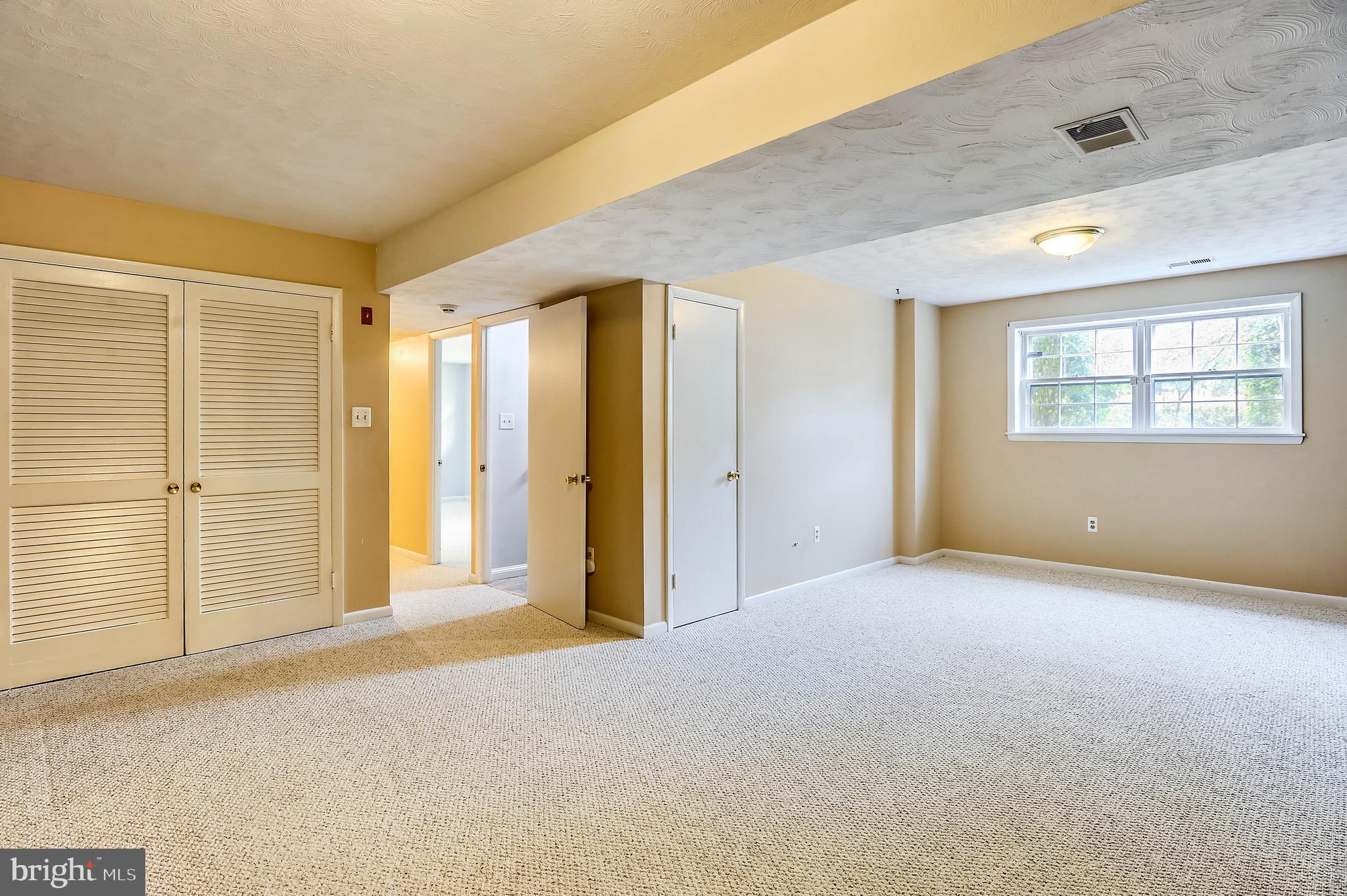 FOX RUN - Residential