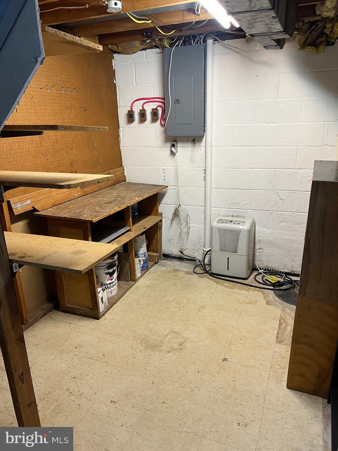 MOOREFIELD - Residential