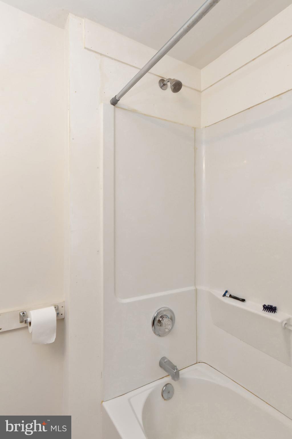 BRUNSWICK - Residential Income