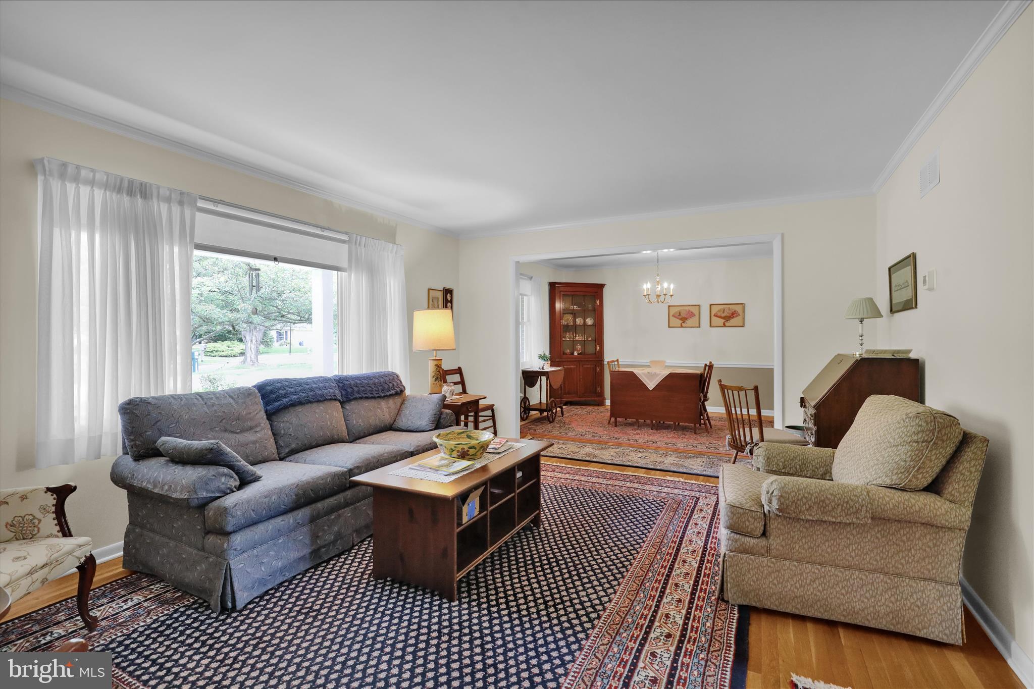1818 SQUIRE COURT