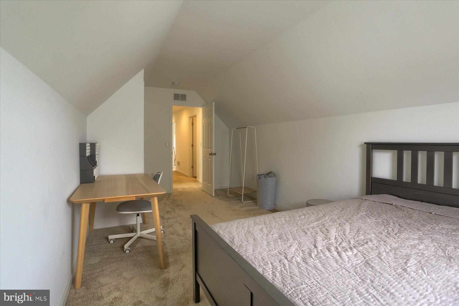 CHAMBERS POINTE - Residential