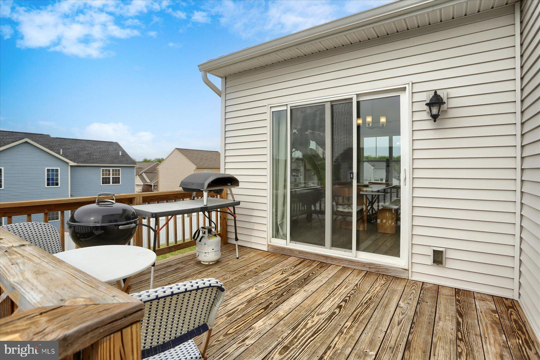 CHAMBERS POINTE - Residential