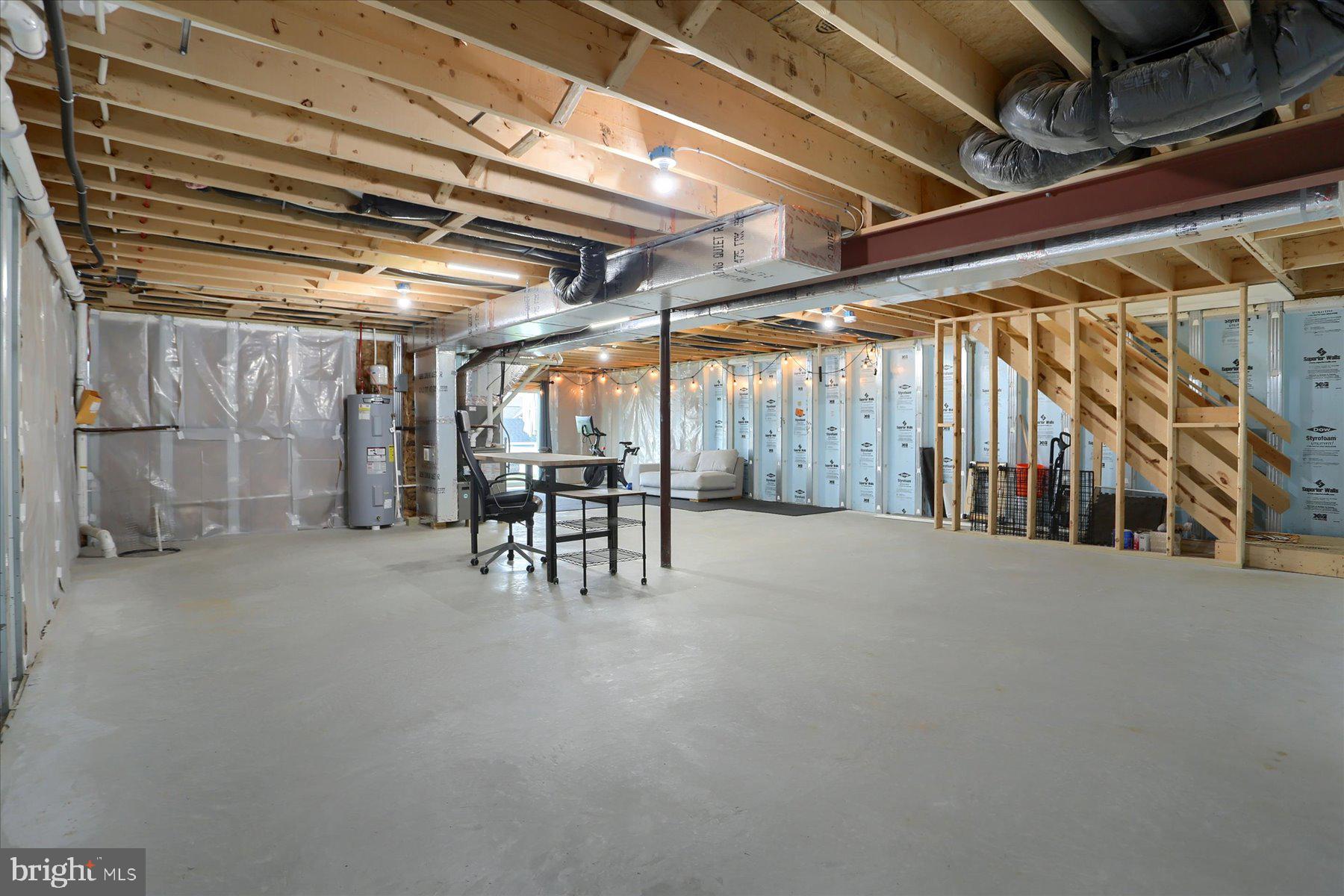 CHAMBERS POINTE - Residential