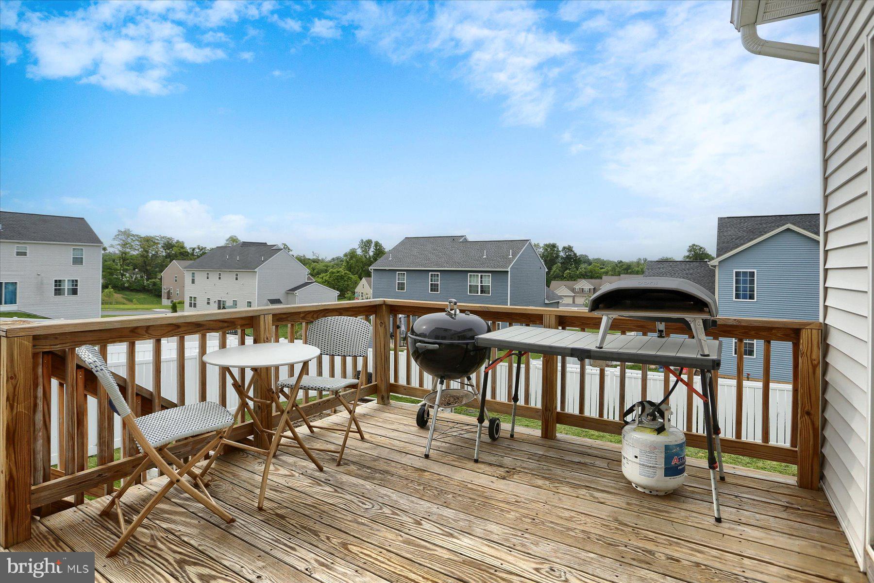 CHAMBERS POINTE - Residential