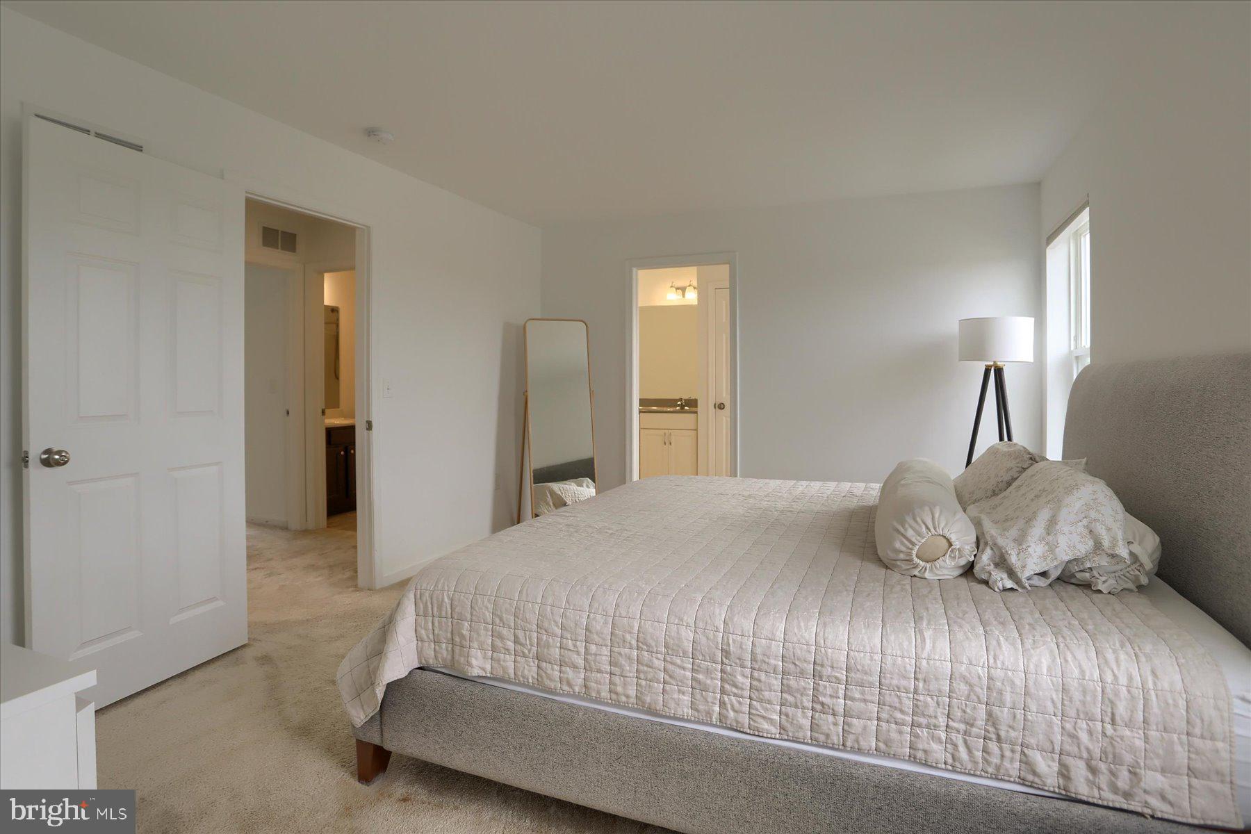 CHAMBERS POINTE - Residential